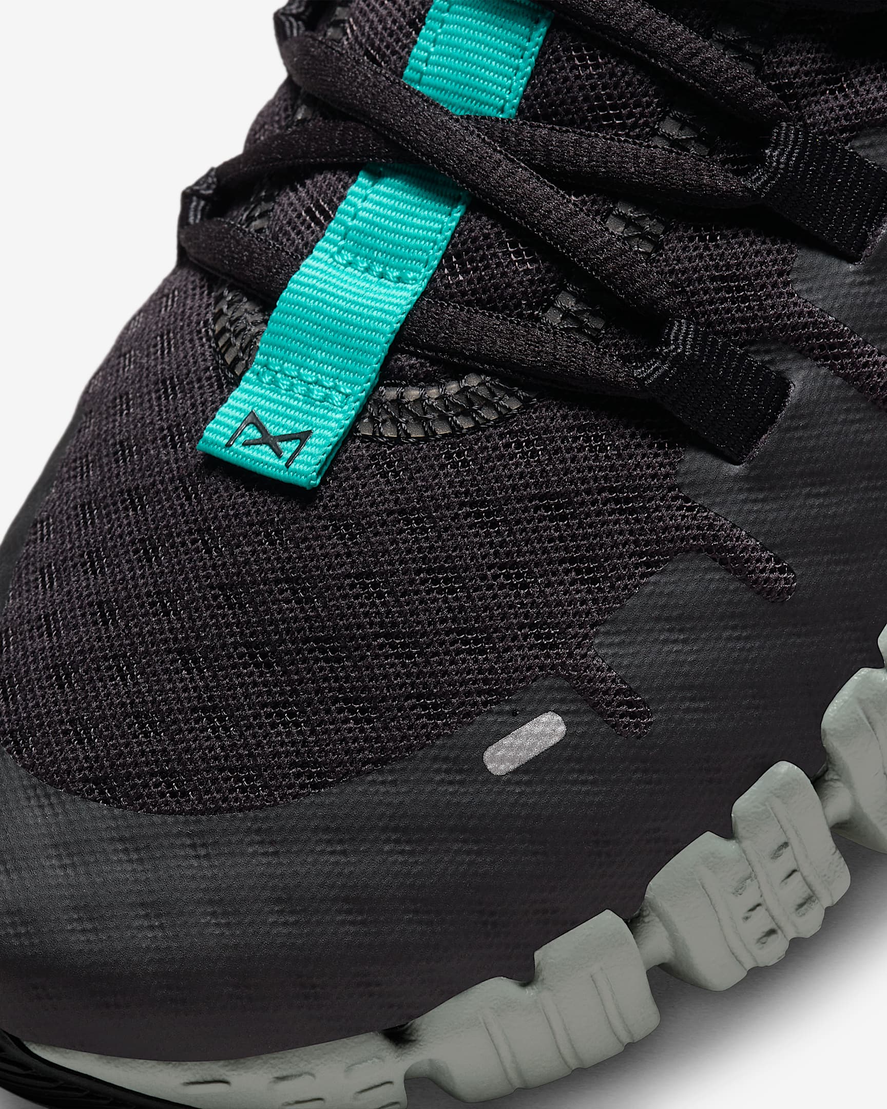 chaussure nike terrain synthetique