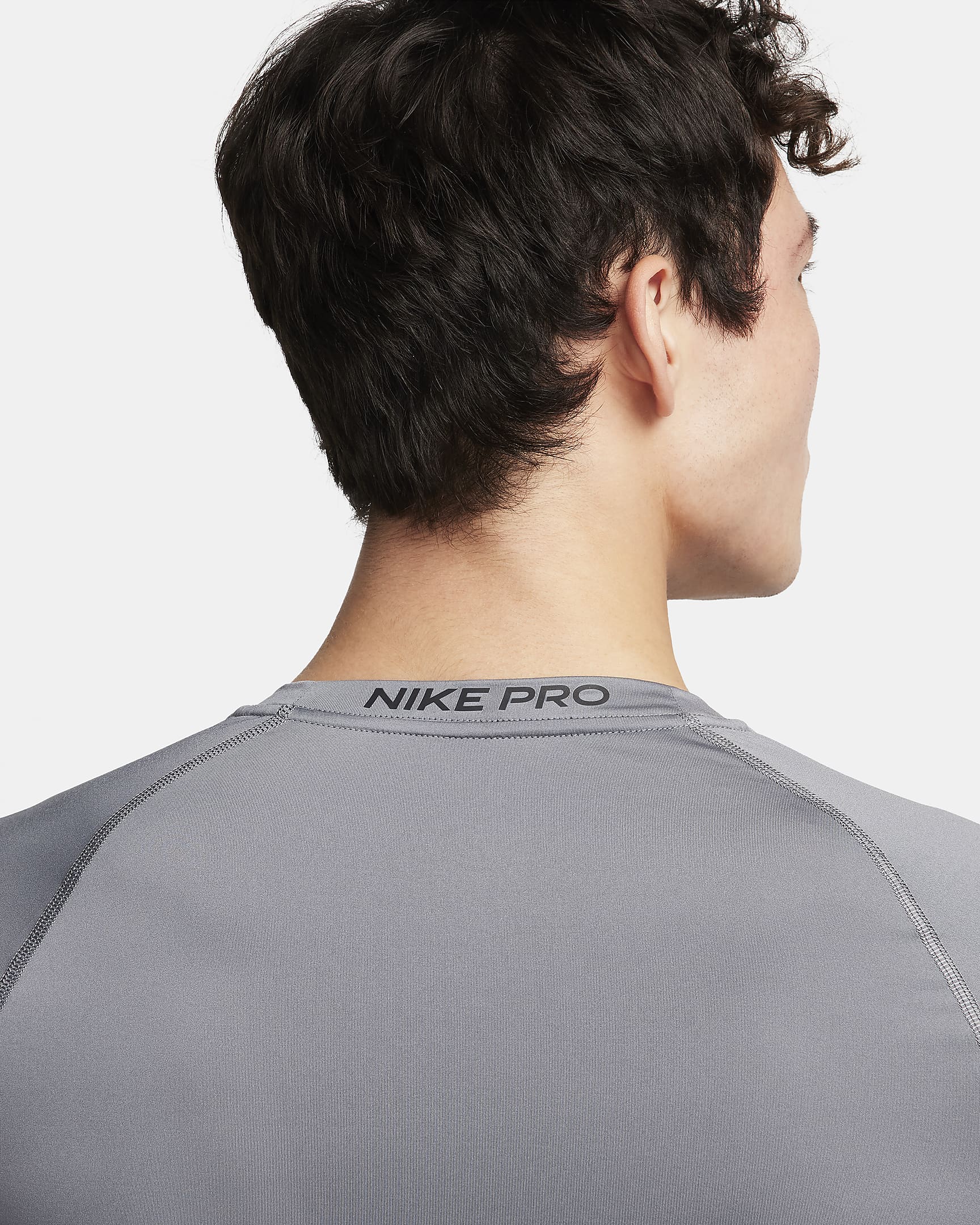 Nike Pro Men's Dri-FIT Tight Long-Sleeve Fitness Top. Nike PH