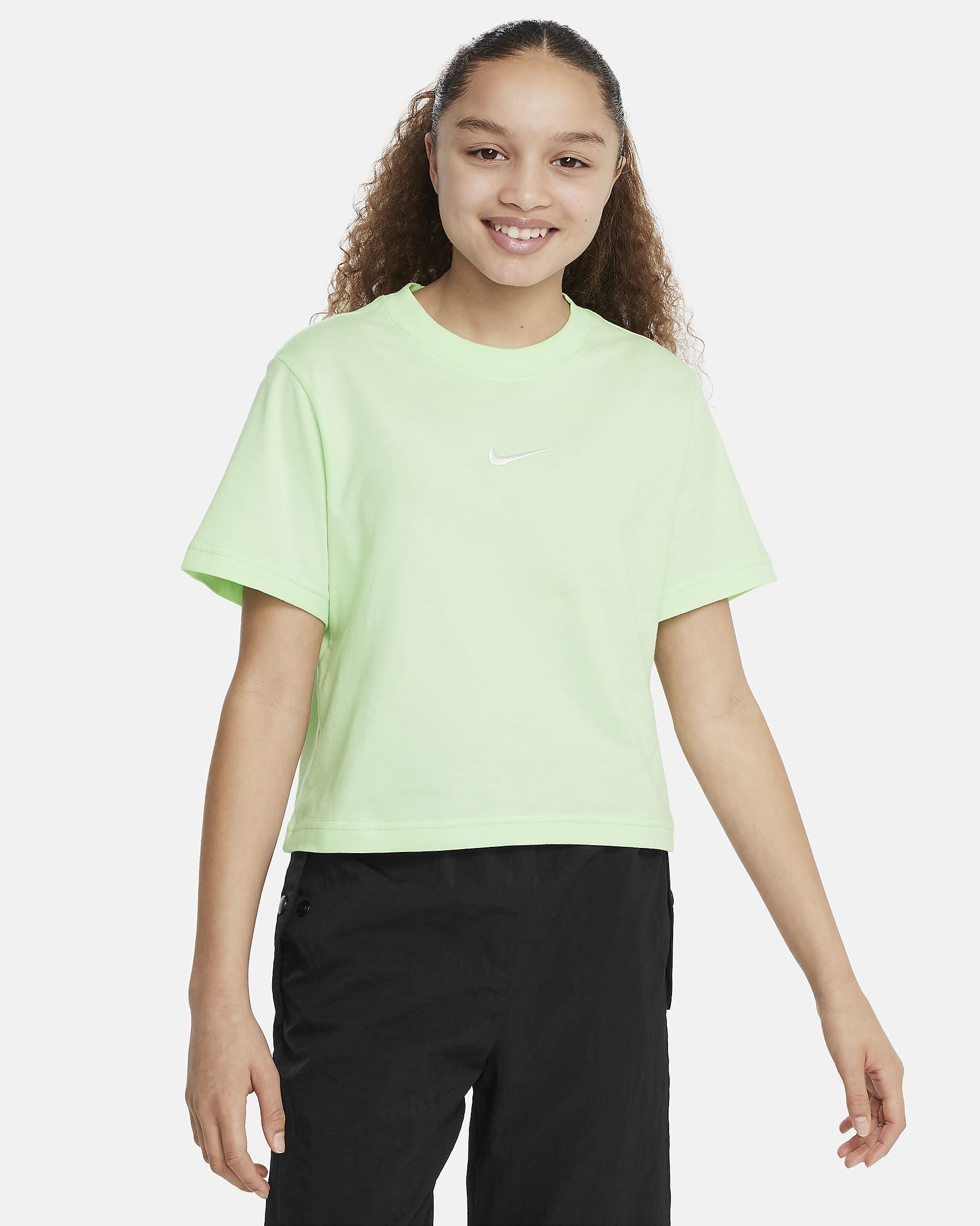 T-shirt Nike Sportswear för ungdom (tjejer) - Vapor Green/Vit