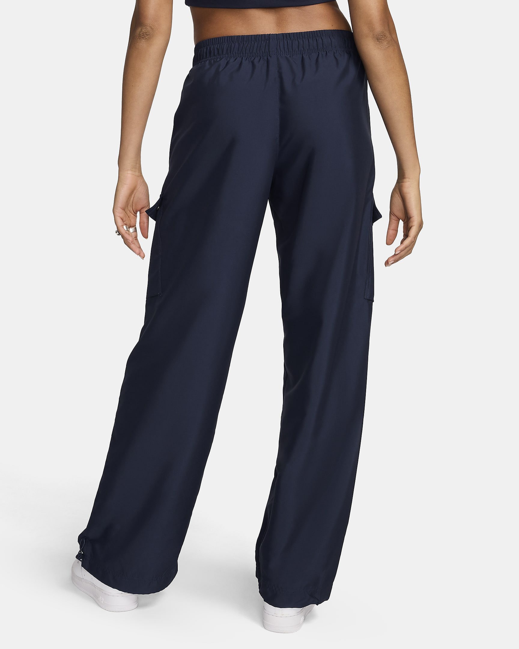 Nike Sportswear Women's Woven Cargo Trousers. Nike CH