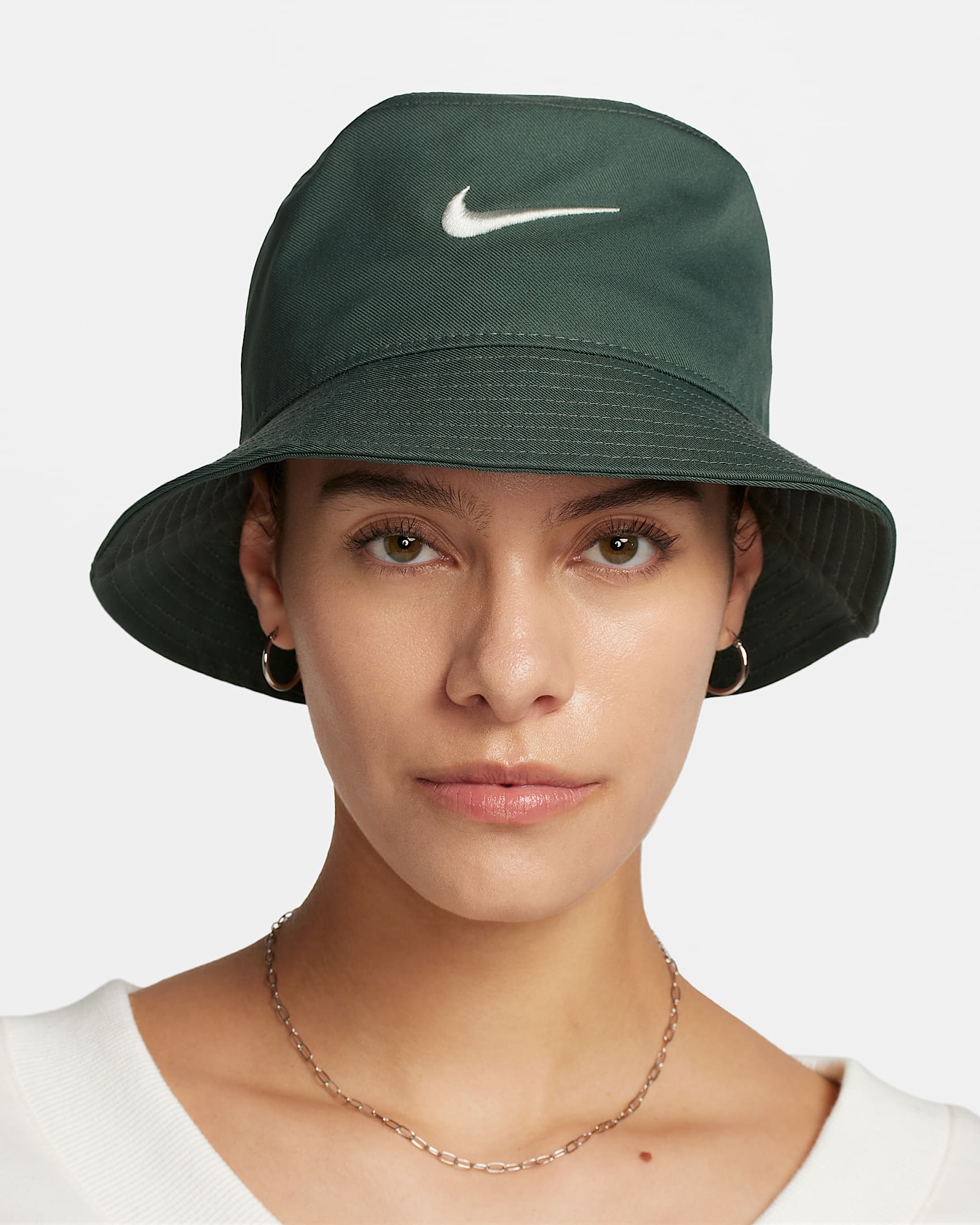 Nike Apex Swoosh Bucket Hat.