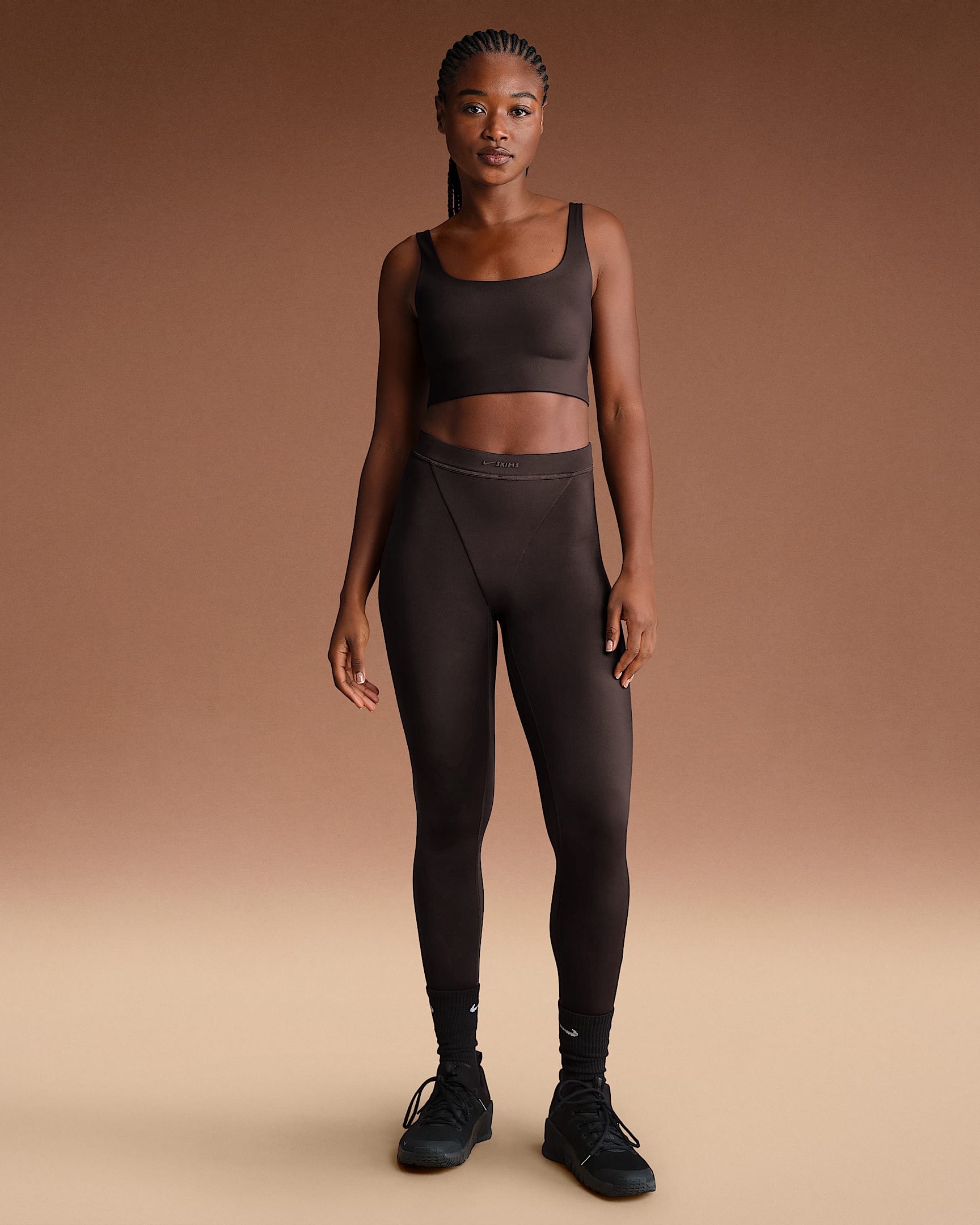 NikeSKIMS Shine Women's High-Waisted V-Panel 26" Leggings - NSKM Phoenix