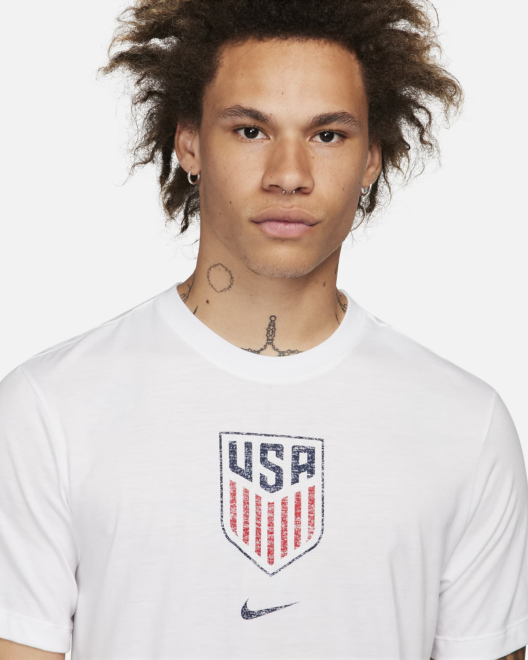 U.S. Retro Crest Men's Nike Soccer TShirt.