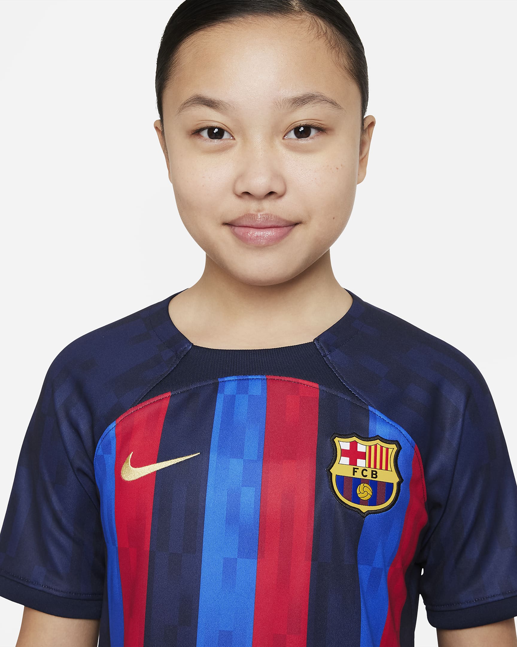 FC Barcelona 2022/23 Stadium Home 大童 Nike DriFIT 足球球衣。Nike TW