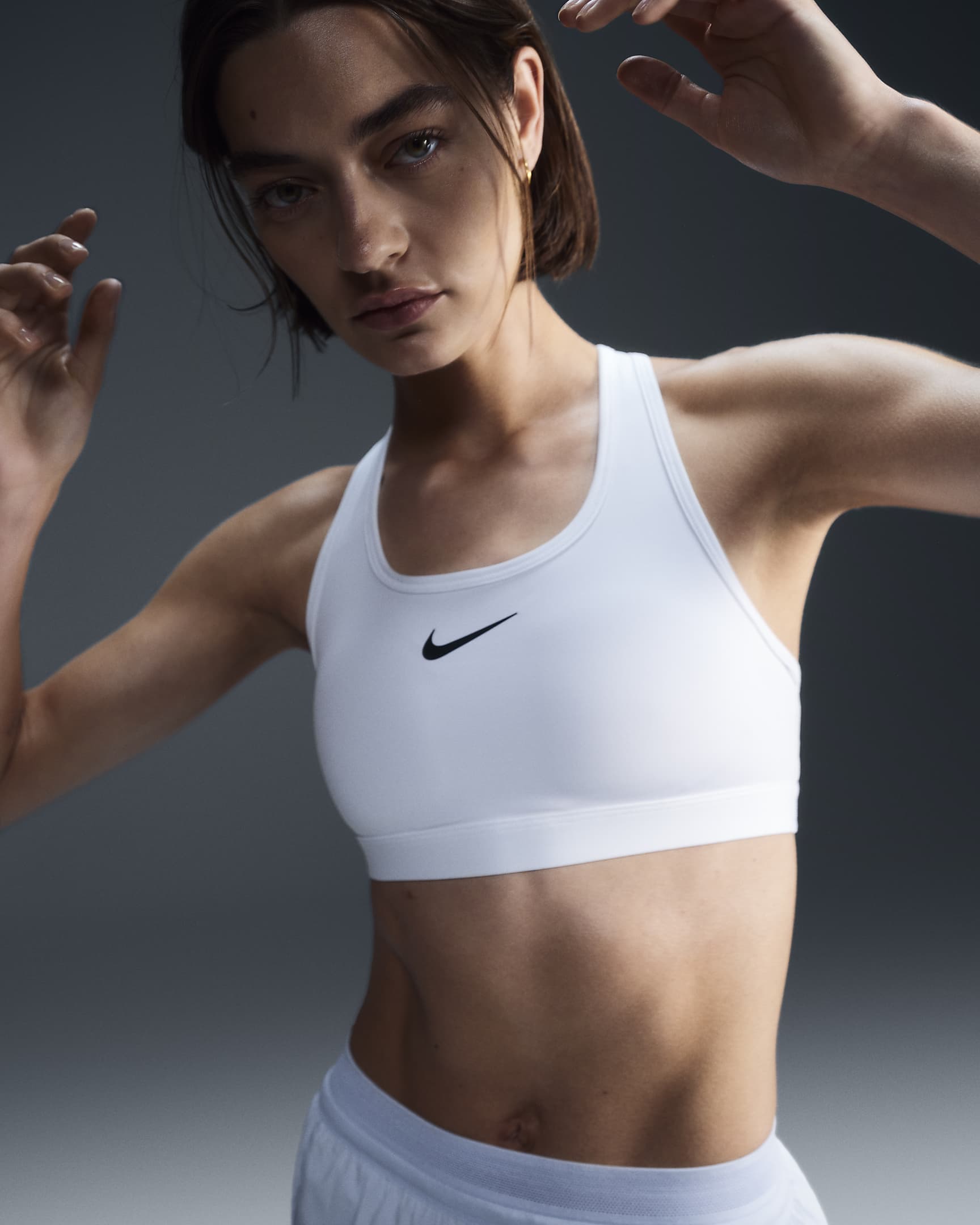 Αθλητικός στηθόδεσμος με ενίσχυση Nike Swoosh Medium Support - Λευκό/Stone Mauve/Μαύρο