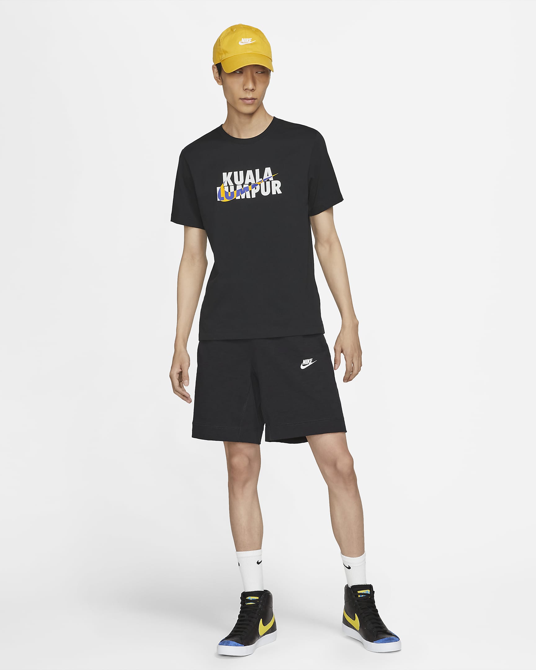 Nike Sportswear Men's T-Shirt - Black