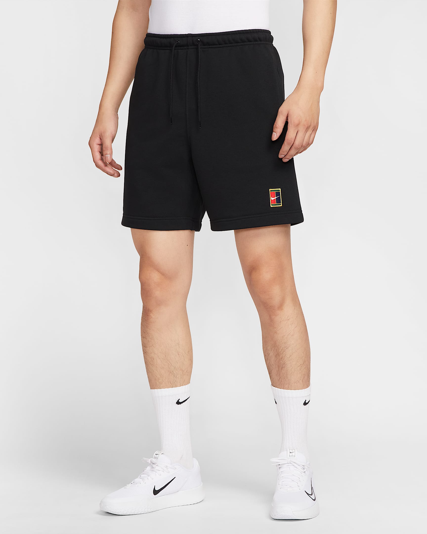 NikeCourt Heritage 男款 Dri-FIT Fleece 網球短褲 - 黑色