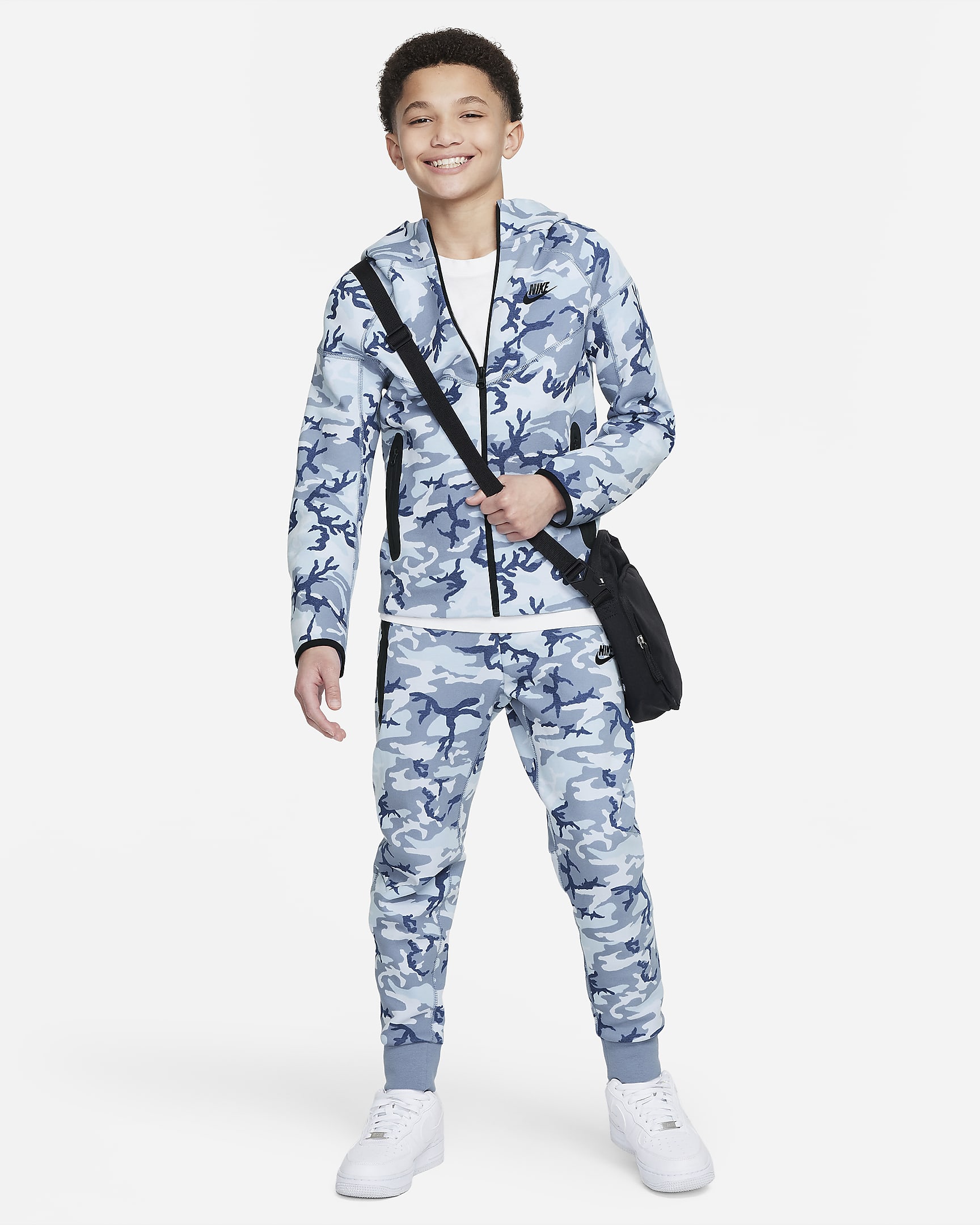 Nike Tech Fleece Older Kids' (Boys') Camo Full-Zip Hoodie. Nike AT