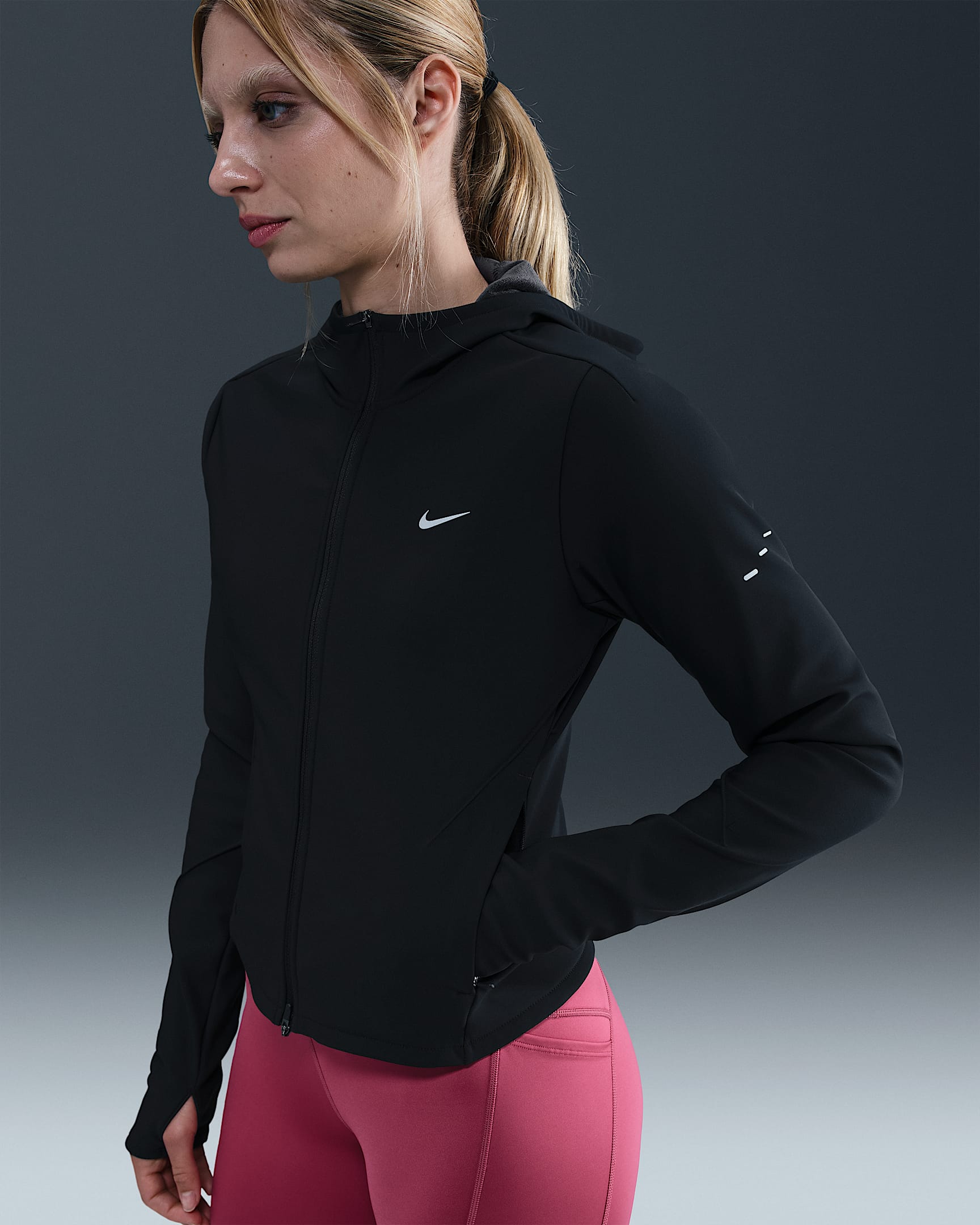 Nike Swift Women's Therma-FIT Fitted Running Jacket - Black