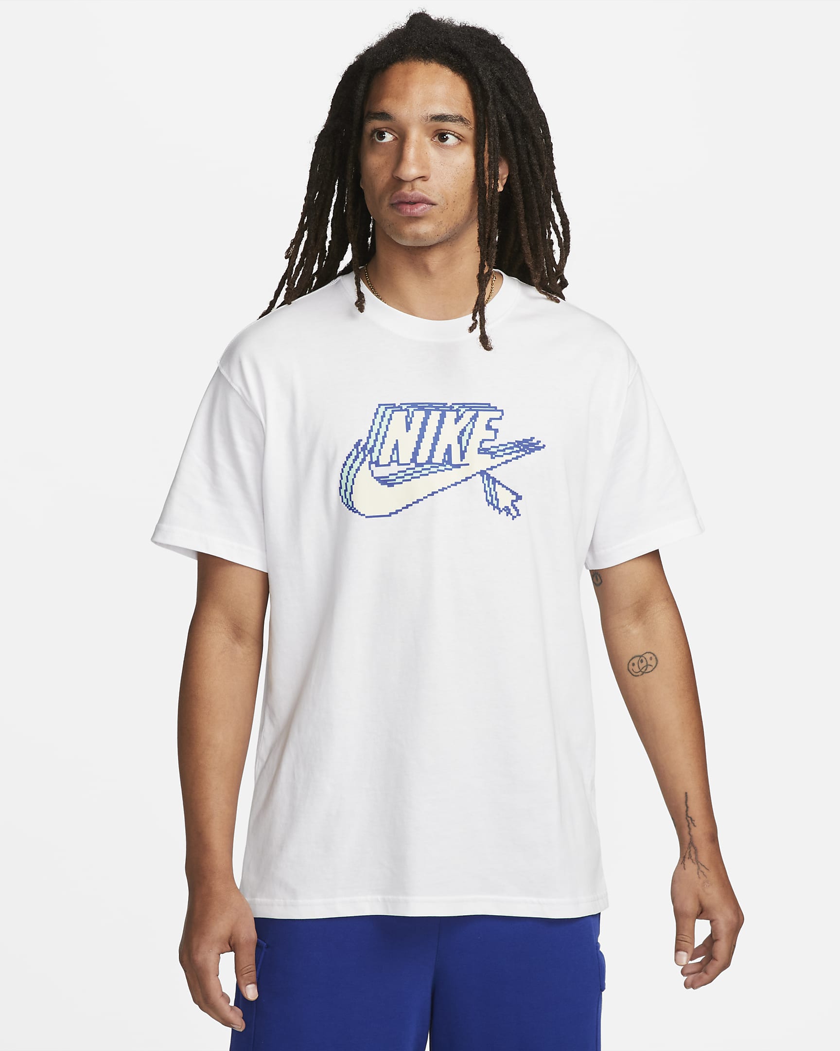 Nike Sportswear Men's Max90 T-Shirt. Nike UK