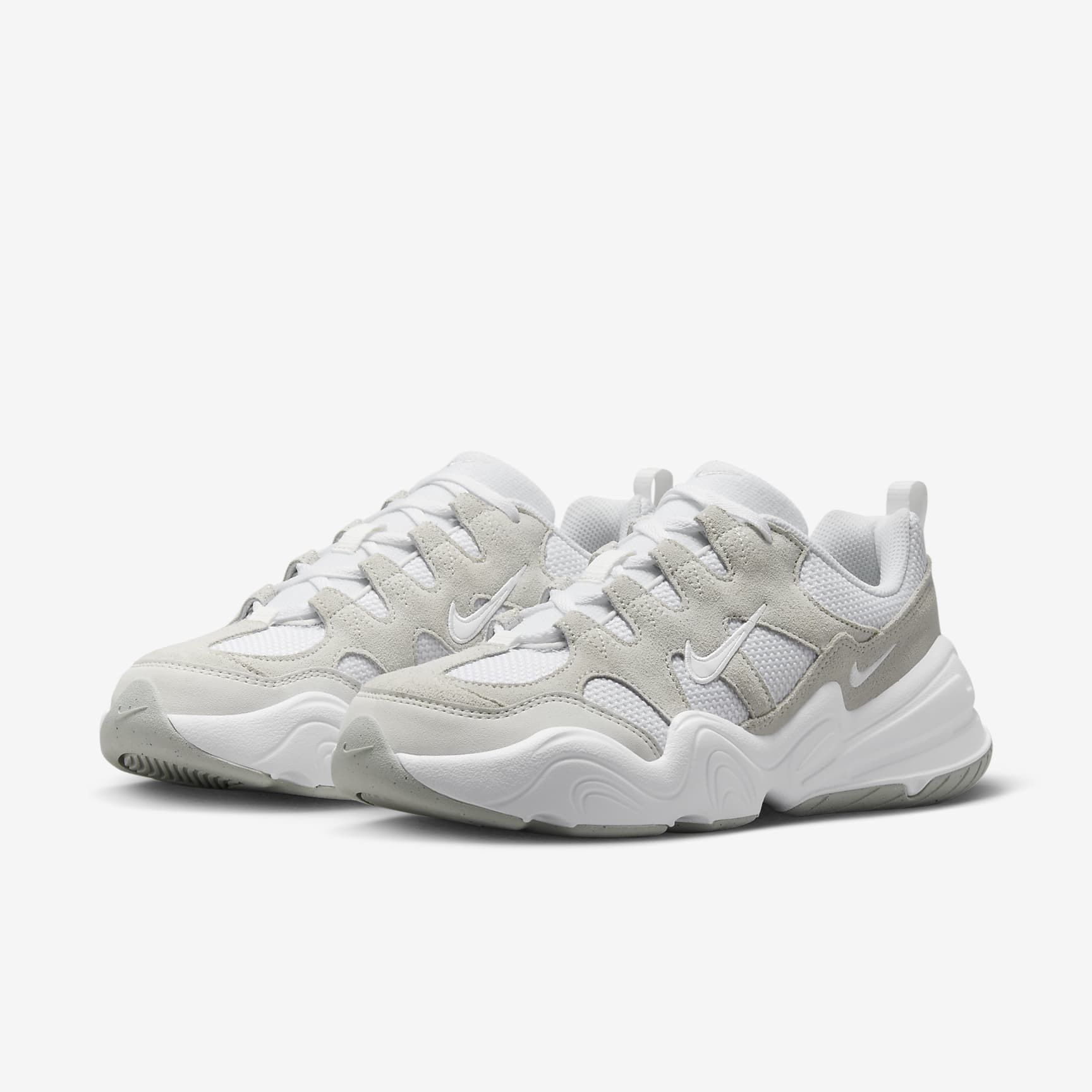 Nike Tech Hera