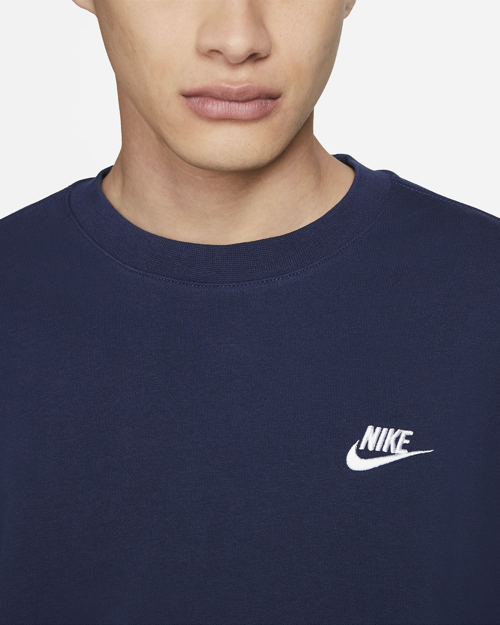 Nike Sportswear Club frottégenser til herre - Midnight Navy/Hvit