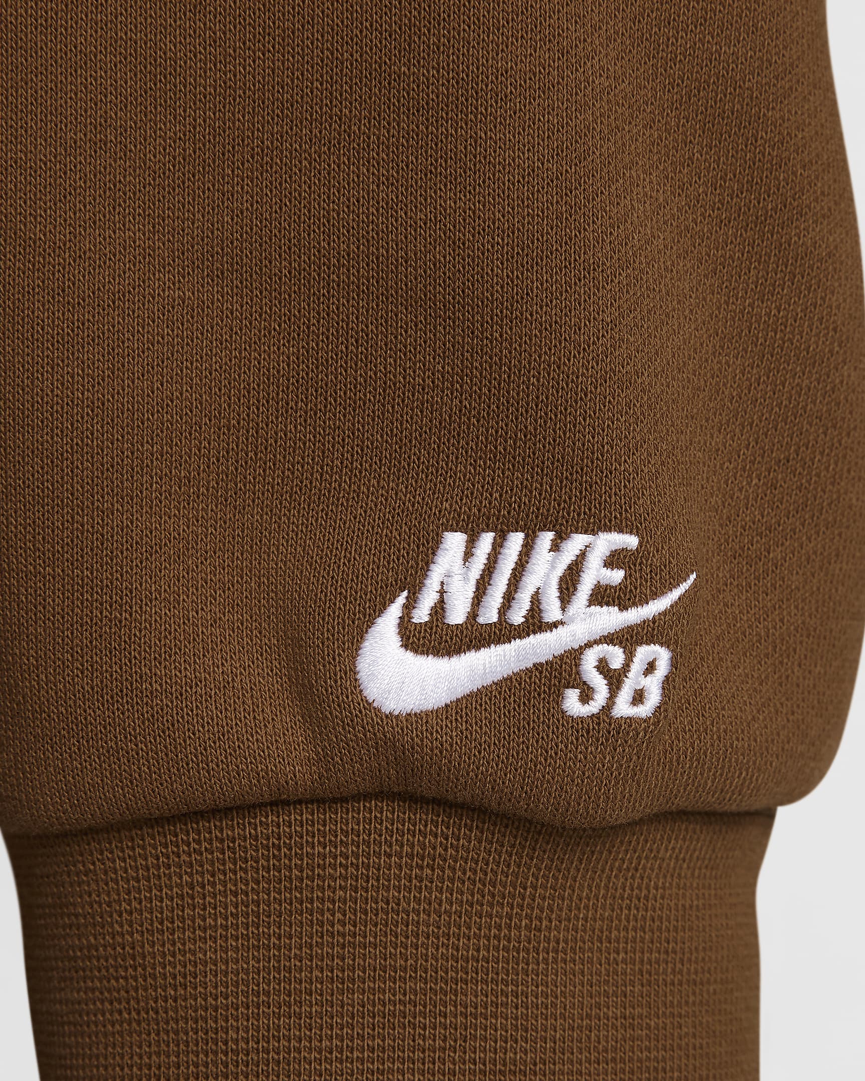 Nike SB Sudadera con capucha de skateboard de tejido Fleece - Light British Tan/Blanco