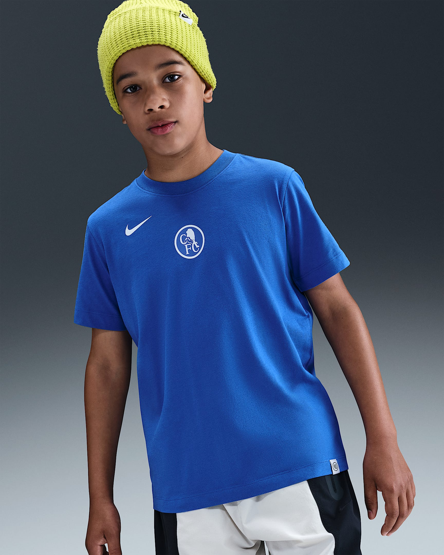 Chelsea F.C. Older Kids' Nike Total 90 Football T-Shirt - Game Royal