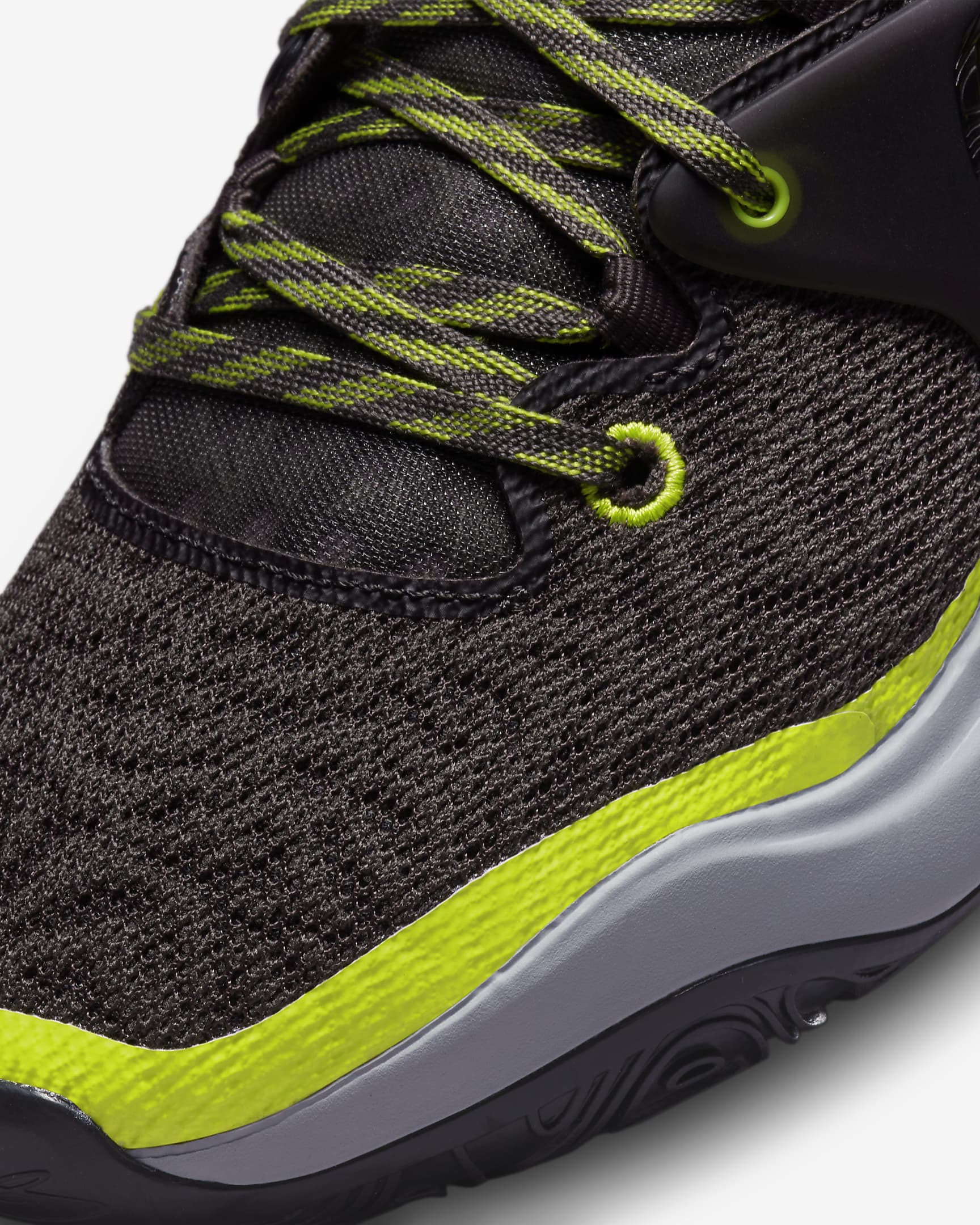 KD15 Basketball Shoes. Nike FI