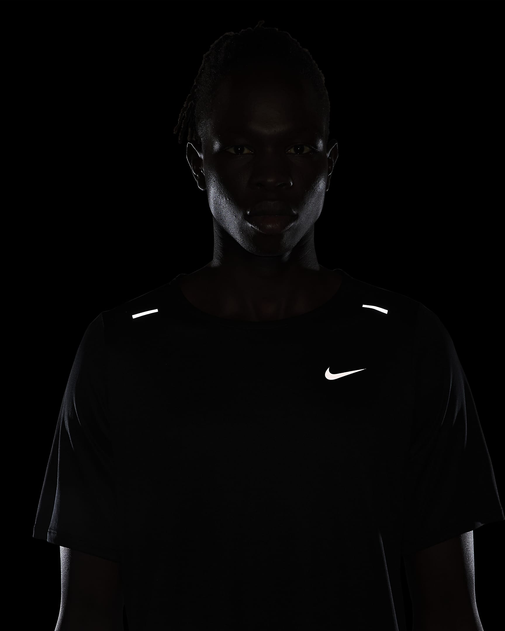 Nike Rise 365 Wild Run Men's Short-Sleeve Top. Nike CH