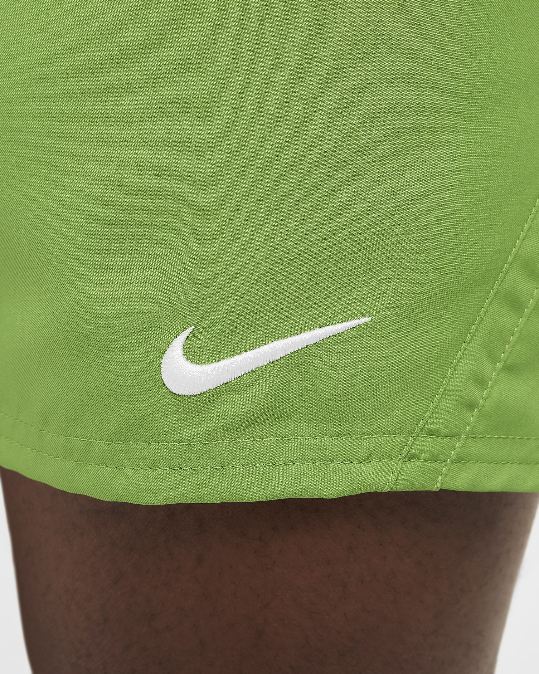 NikeCourt Victory Men's Dri-FIT 18cm (approx.) Tennis Shorts - Chlorophyll/White