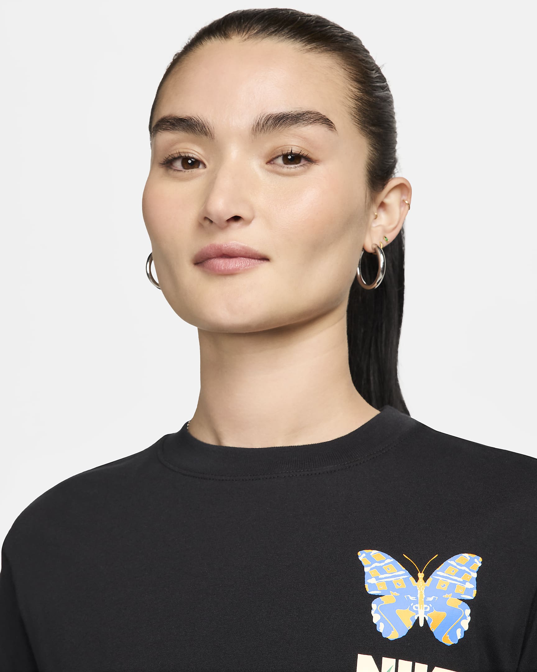 nike women's graphic t shirts