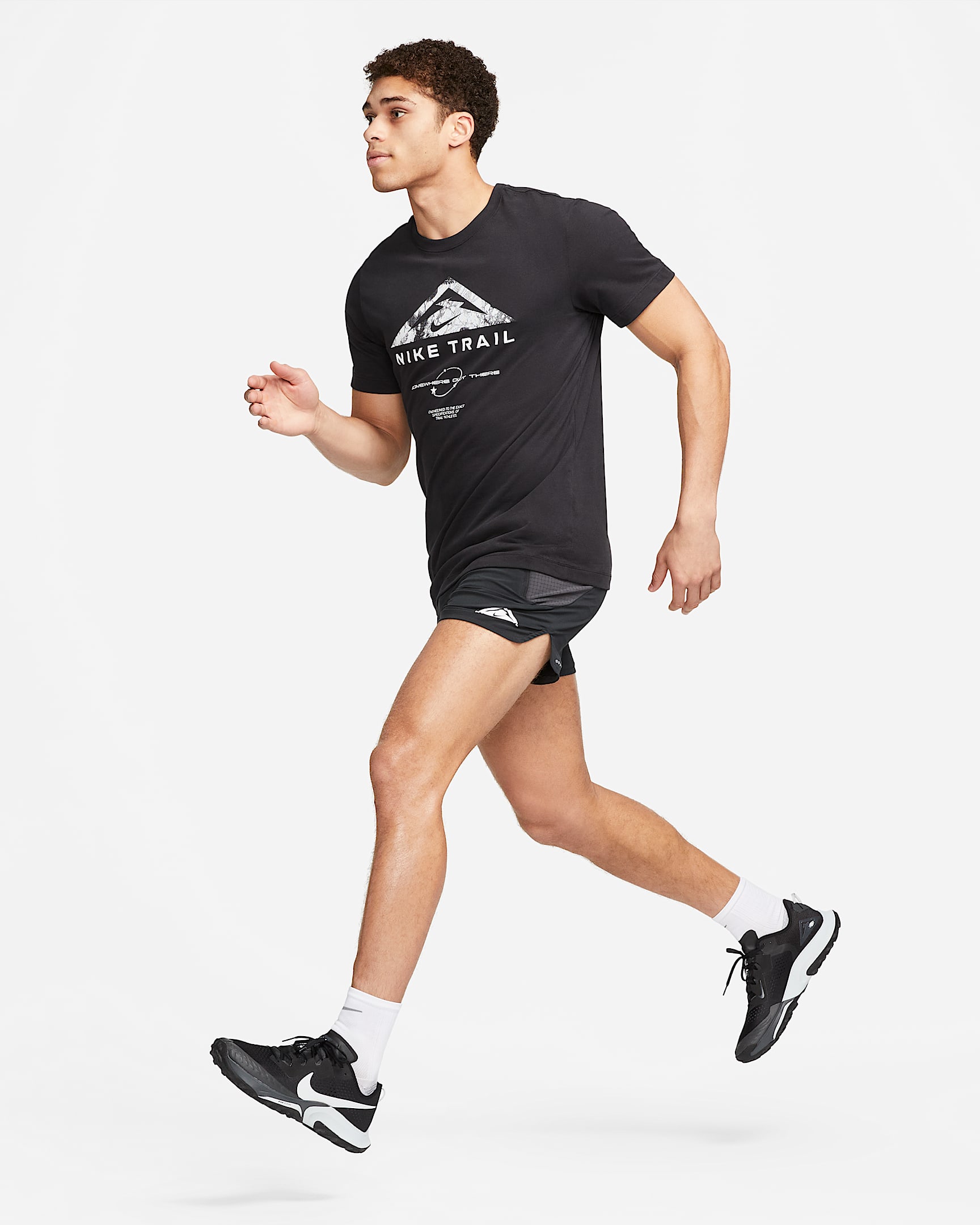 Nike Trail Second Sunrise Men's DriFIT 13cm (approx.) BriefLined