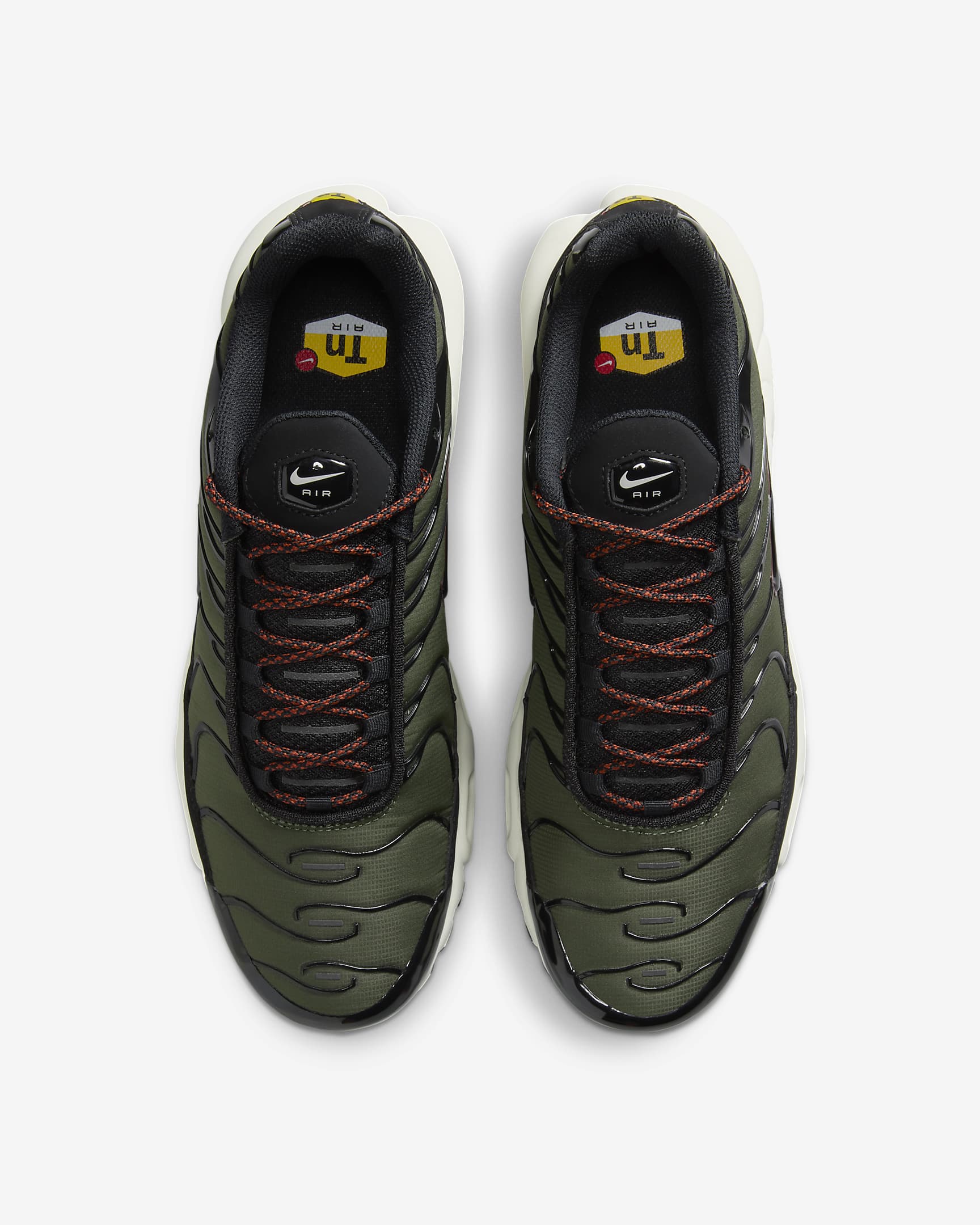 Sneaker Fanatics, Brace Yourselves: Nike Air Max Plus Men’s Shoes Review Unveiled!