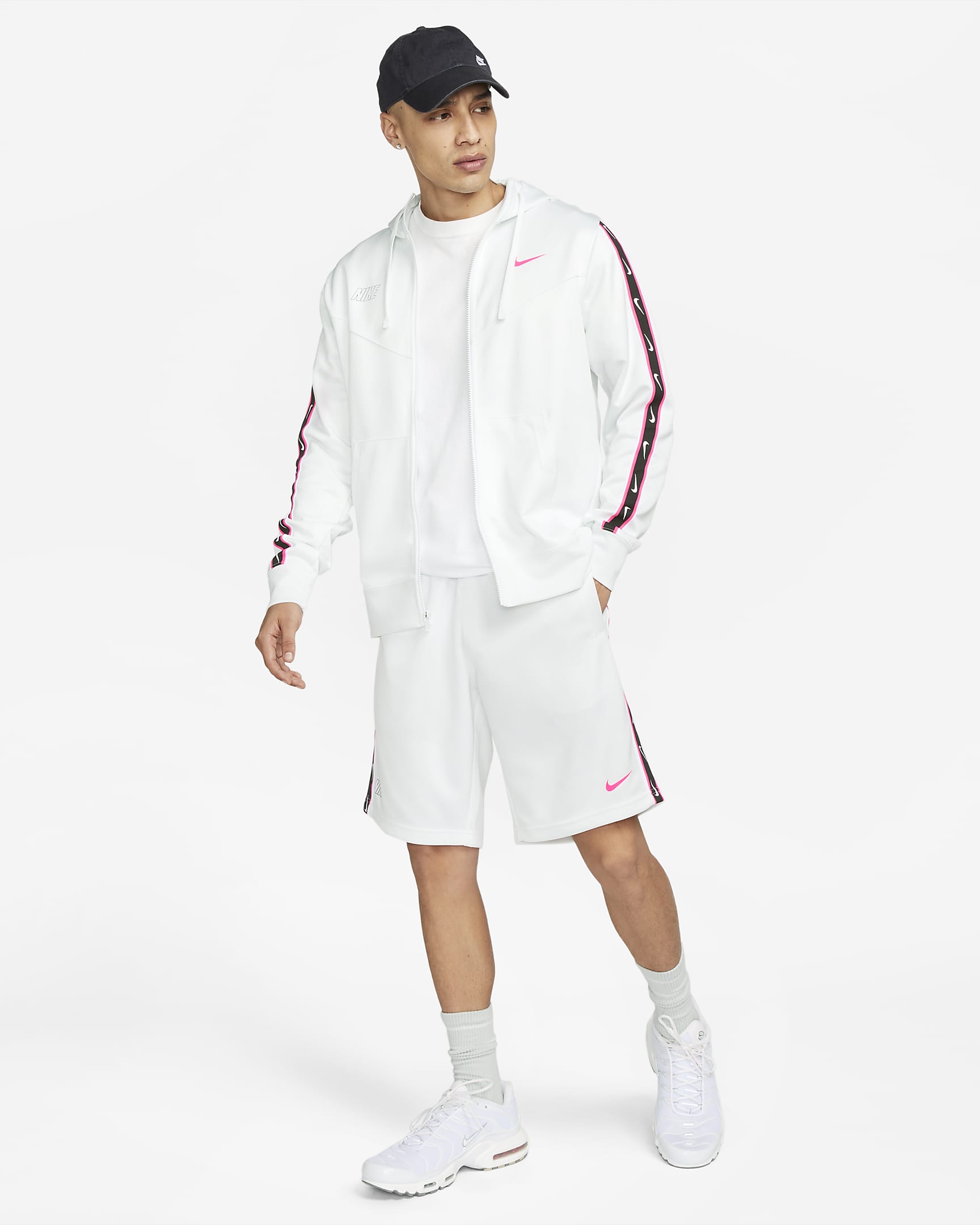 Nike Sportswear Men's Repeat Shorts - Summit White/Hyper Pink