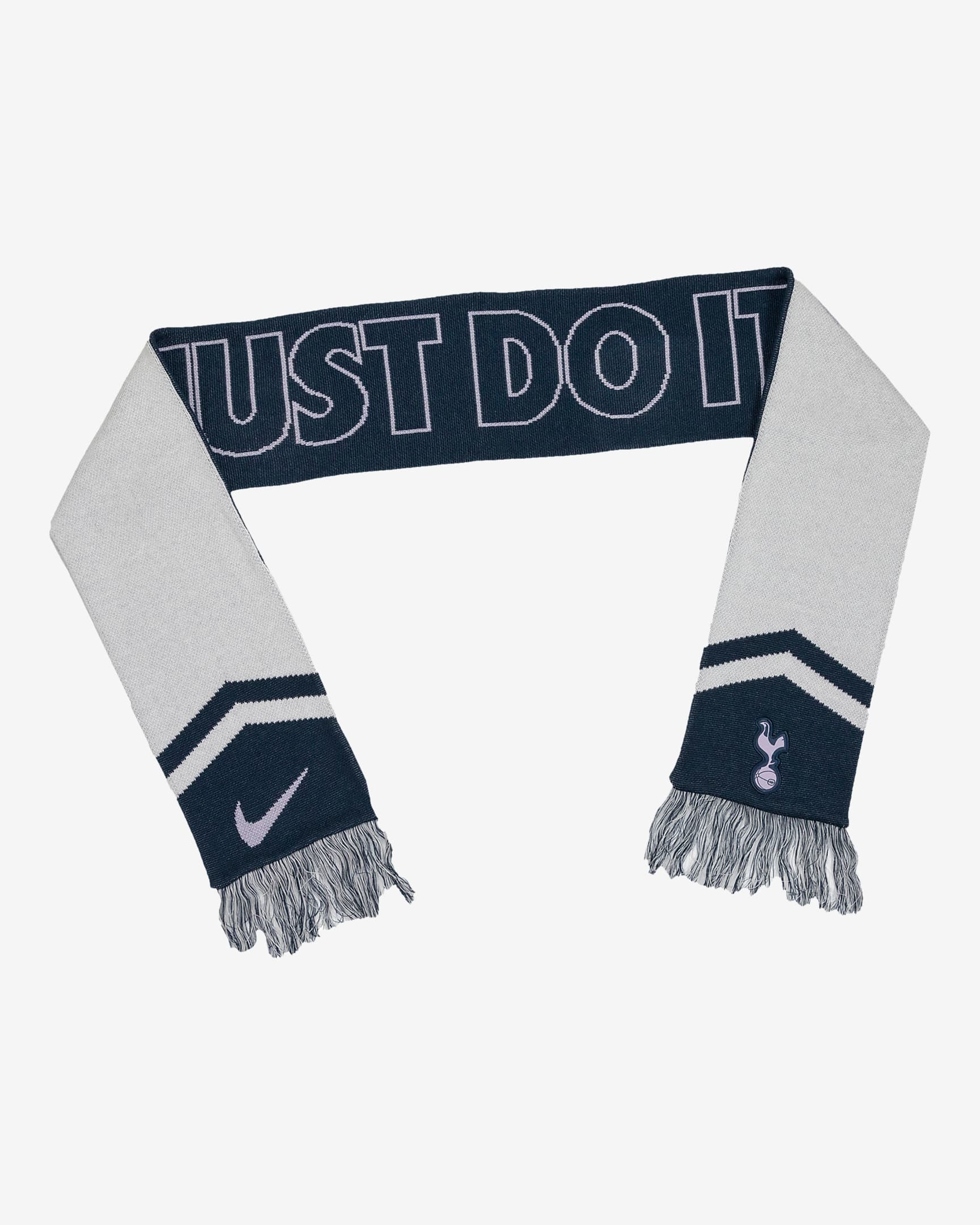 Tottenham Hotspur Local Verbiage Nike Soccer Scarf. Nike.com