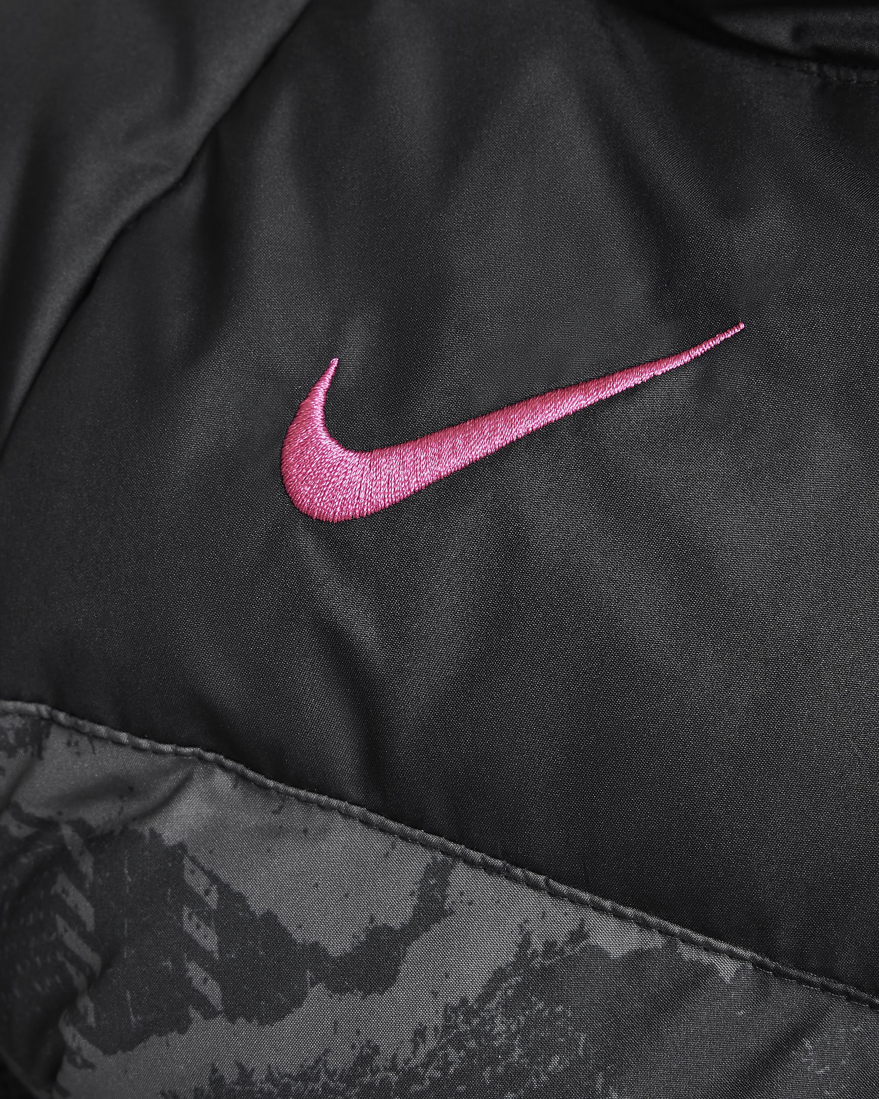 Chelsea FC Derde Nike voetbaljack met capuchon en synthetische vulling voor kids - Zwart/Zwart/Pink Prime