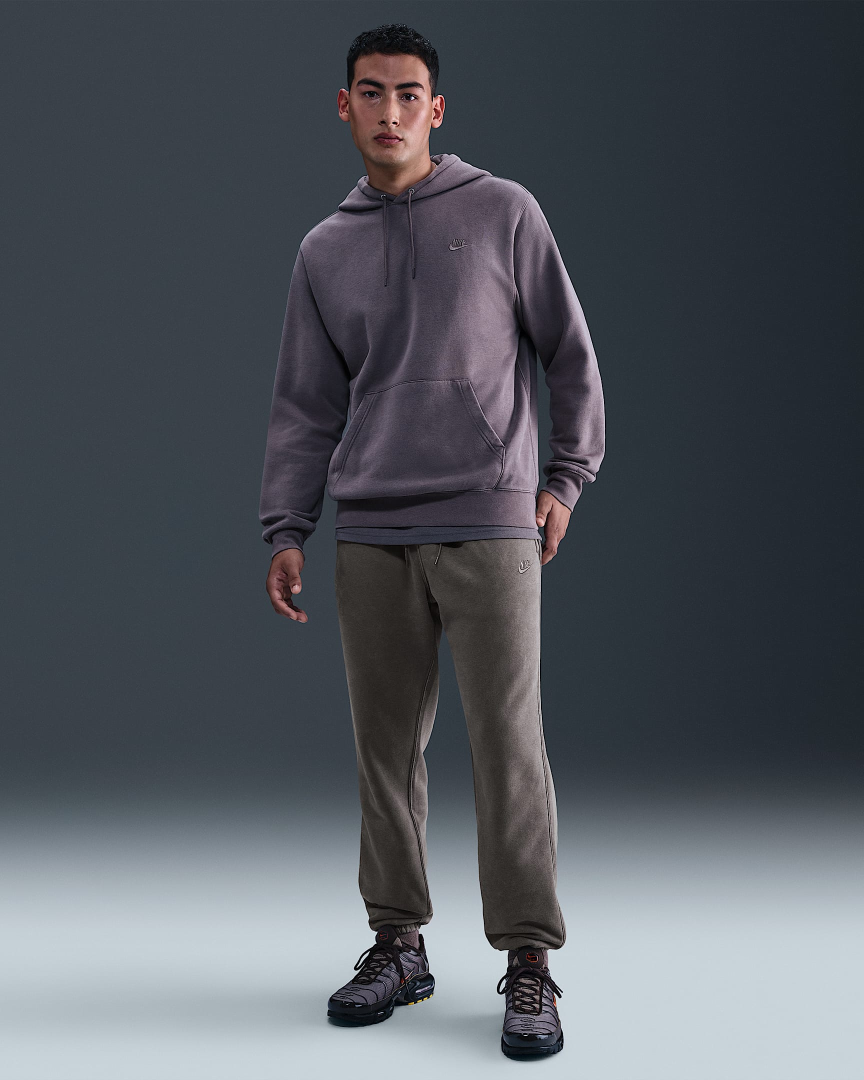 Nike Sportswear Club Men's Washed Cuffed Fleece Pants - Cave Stone/Cave Stone
