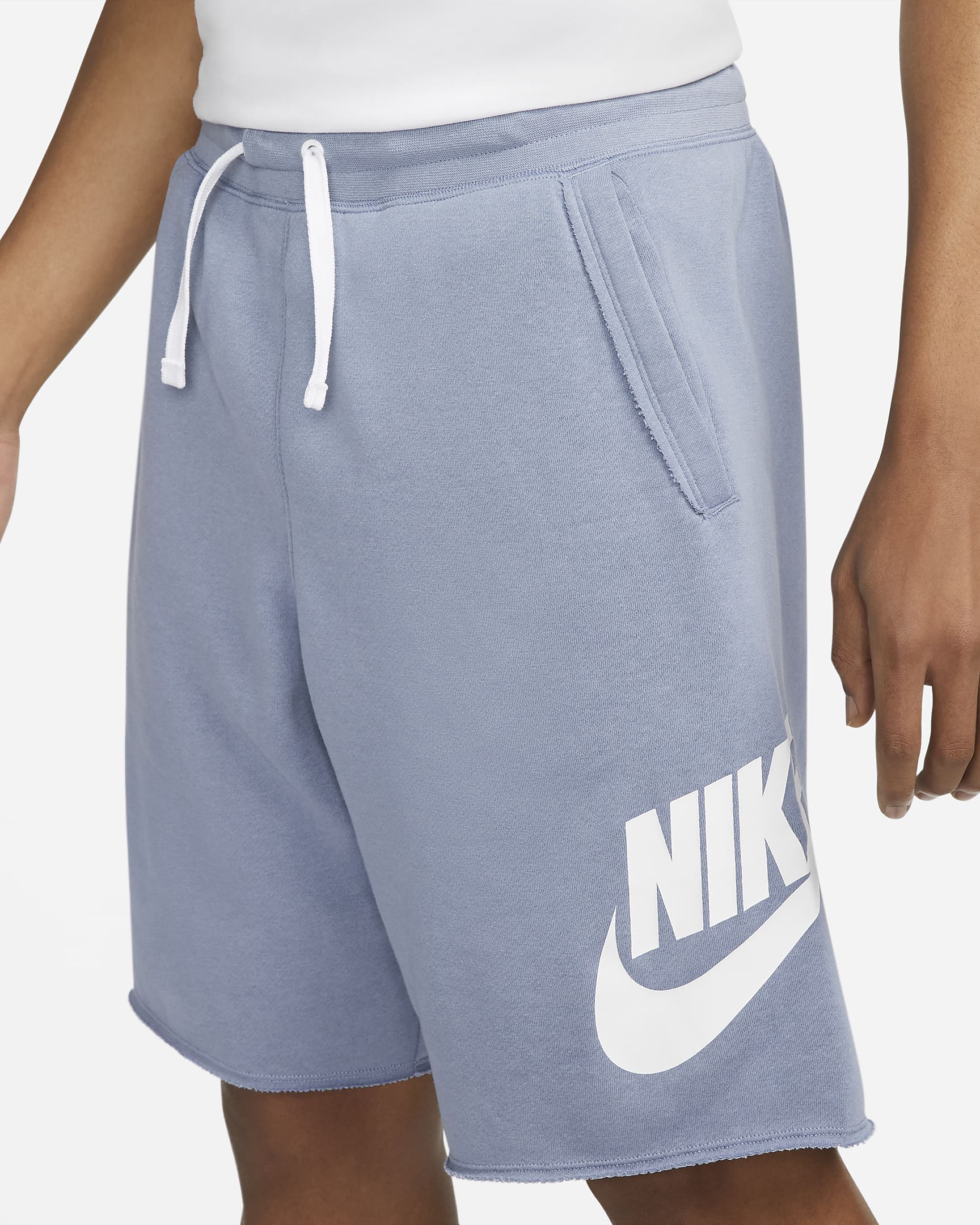 Nike Club Alumni Men's French Terry Shorts. Nike SA