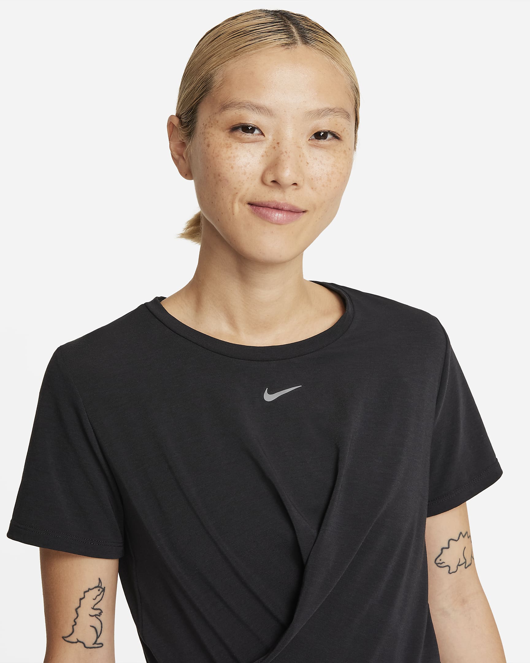Nike DriFIT One Luxe Women's Twist Standard Fit ShortSleeve Top. Nike IN