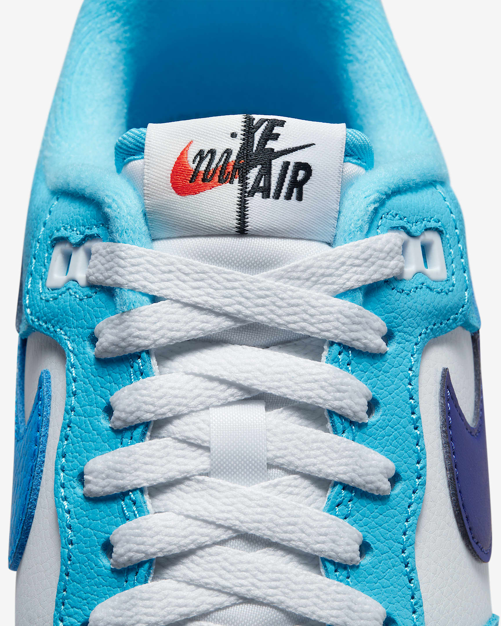 Nike Air Force 1 '07 LV8 Men's Shoes.