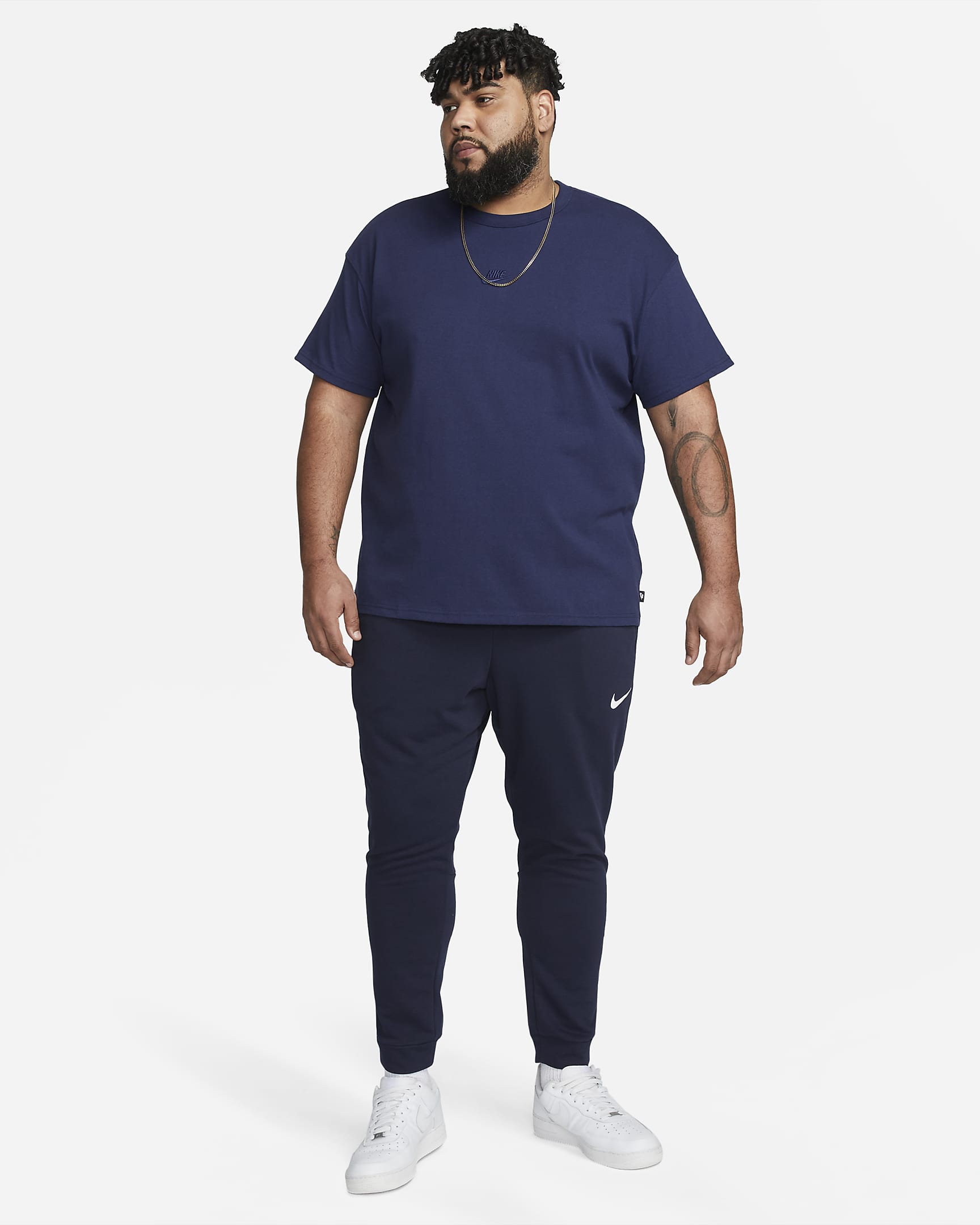 Nike Sportswear Premium Essentials Men's T-Shirt. Nike UK