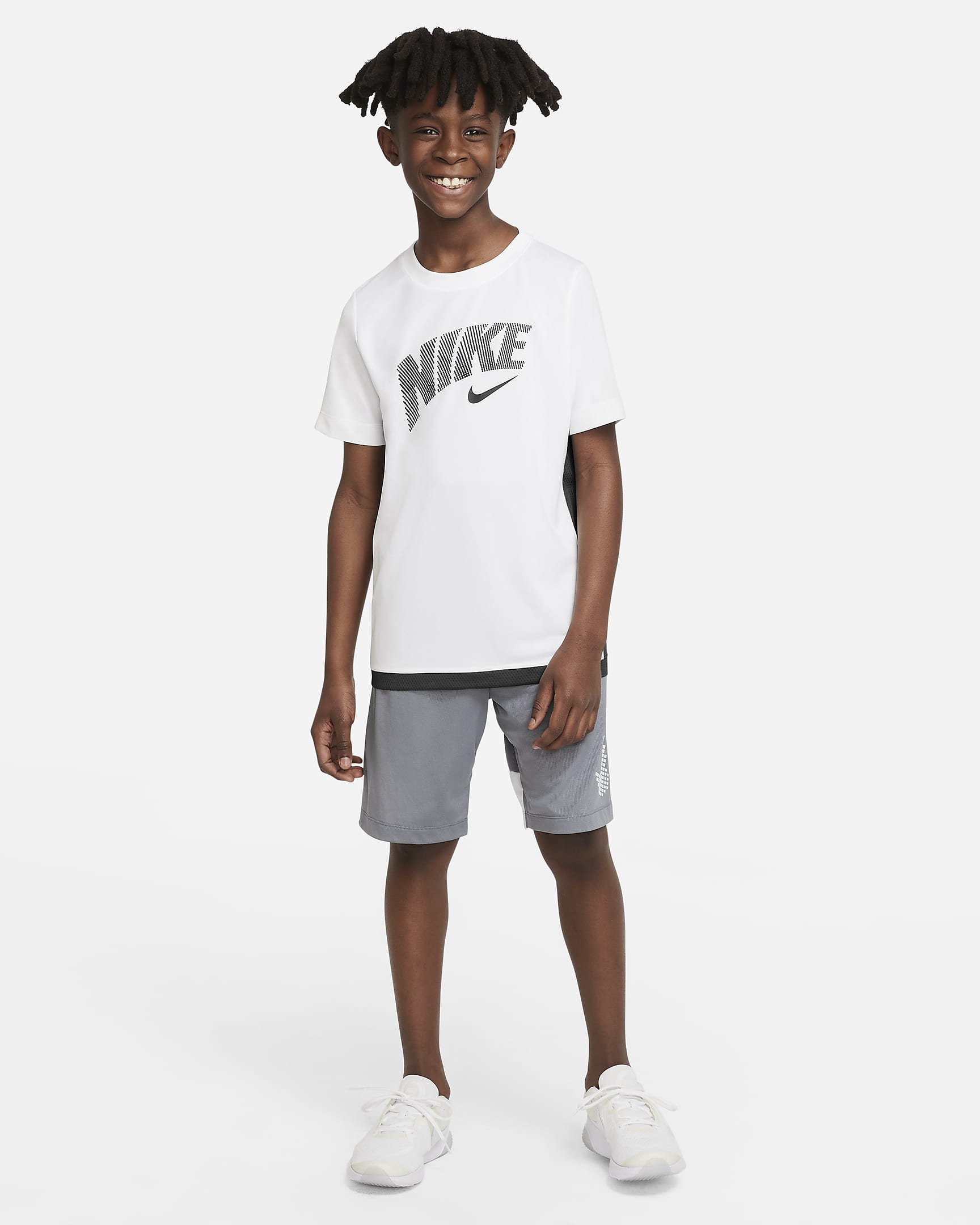 Nike Dri-FIT Trophy Older Kids' (Boys') Graphic Training Top. Nike PH