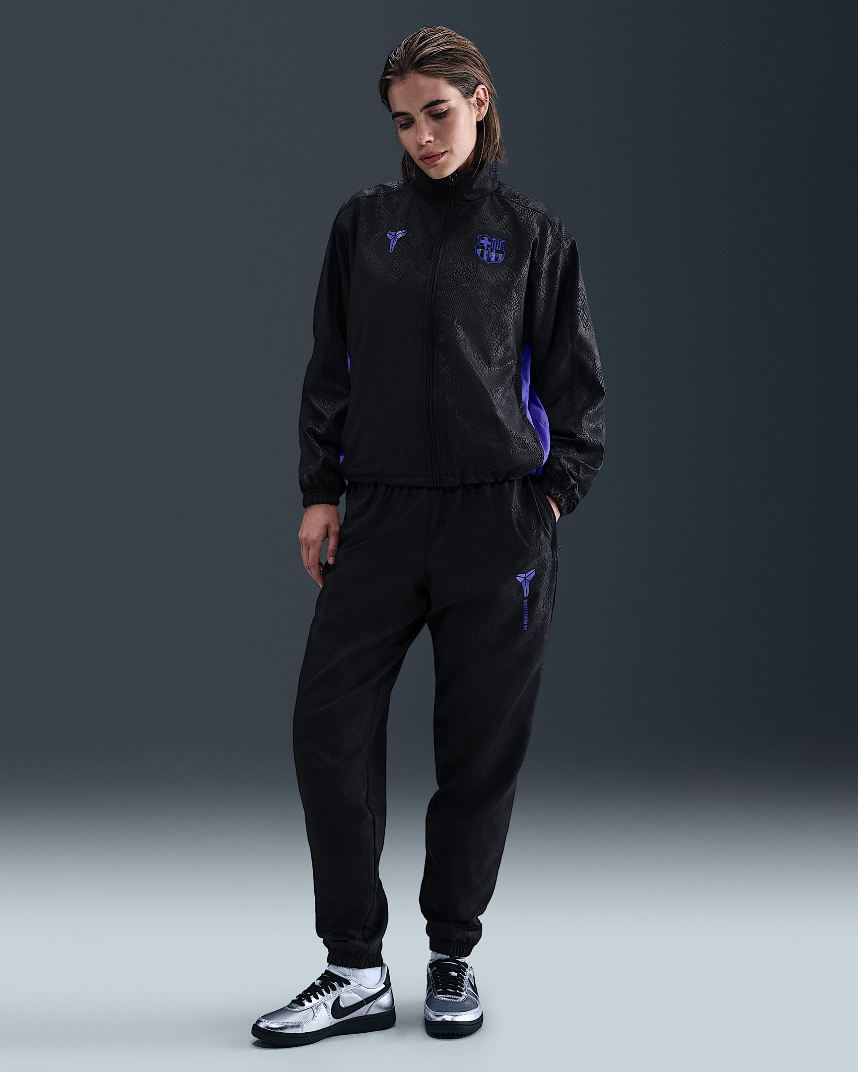 FC Barcelona Away Kobe Fußball-Trainingshose mit Grafik (Damen) - Schwarz/Persian Violet
