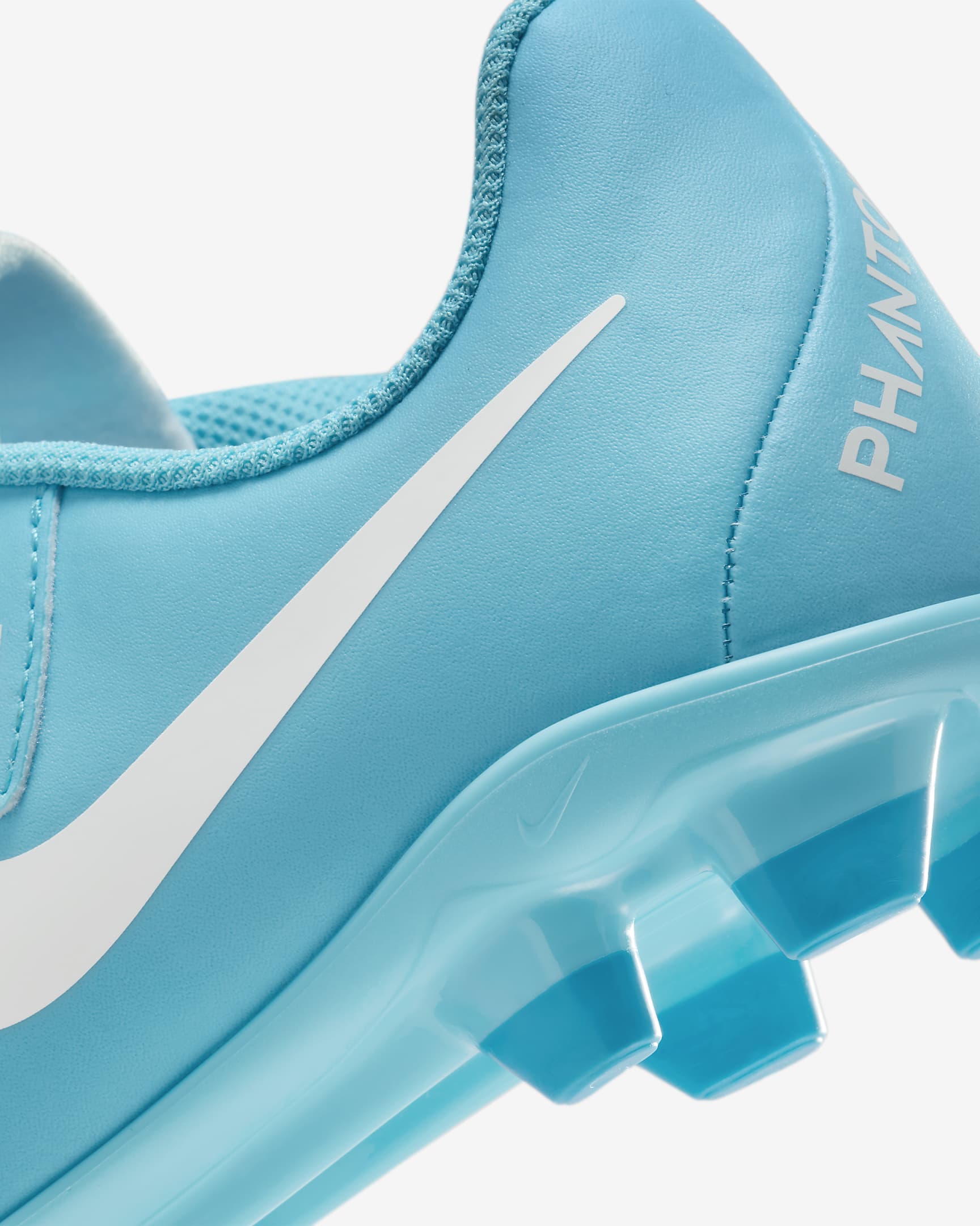 Chuteiras de futebol de perfil baixo MG Nike Jr. Phantom GX 2 Club para criança/Júnior - Azul Fury/Branco