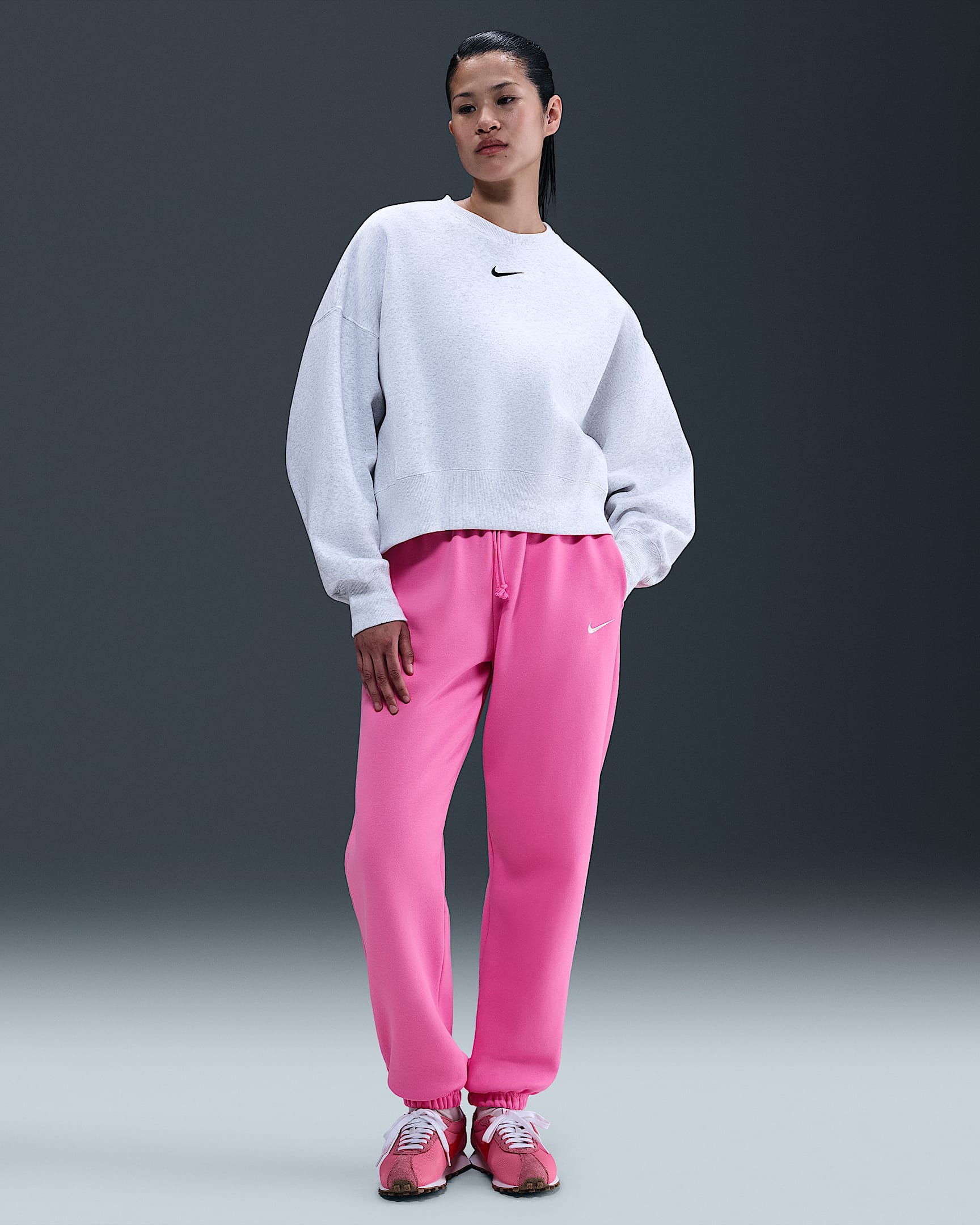 Nike Sportswear Phoenix Fleece Women's High-Waisted Oversized Tracksuit Bottoms - Playful Pink/Sail