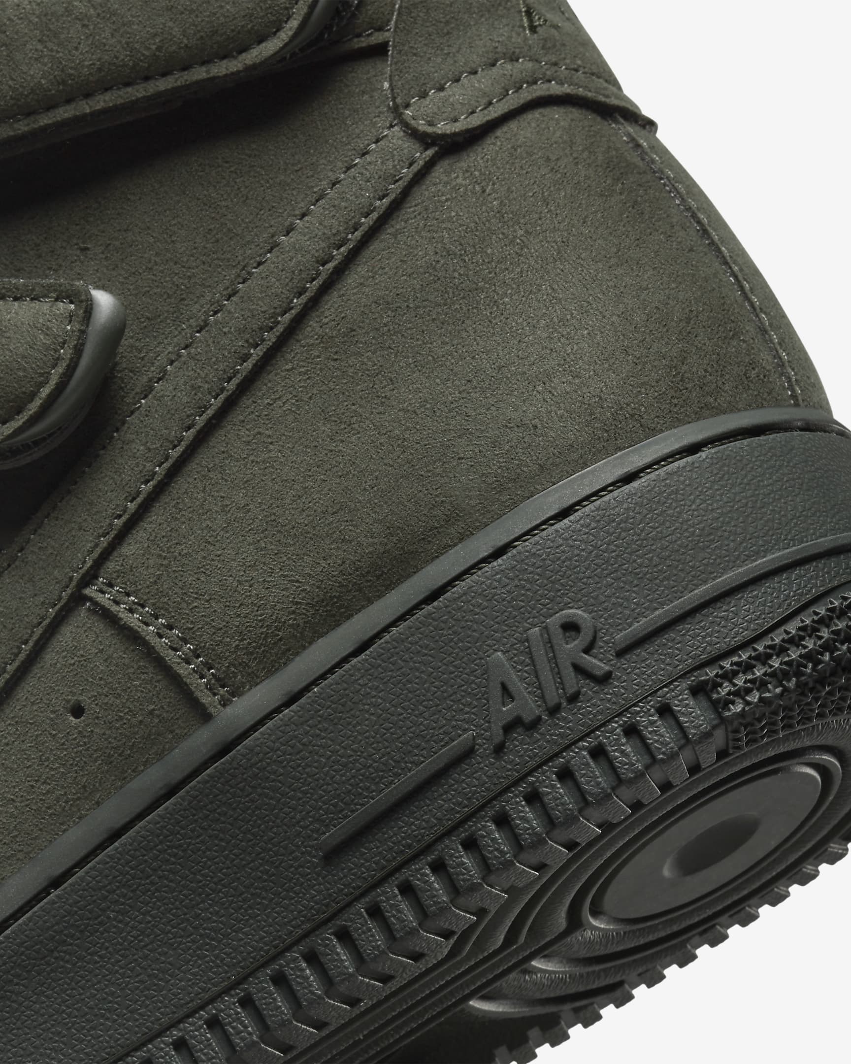 billie eilish nike shoes