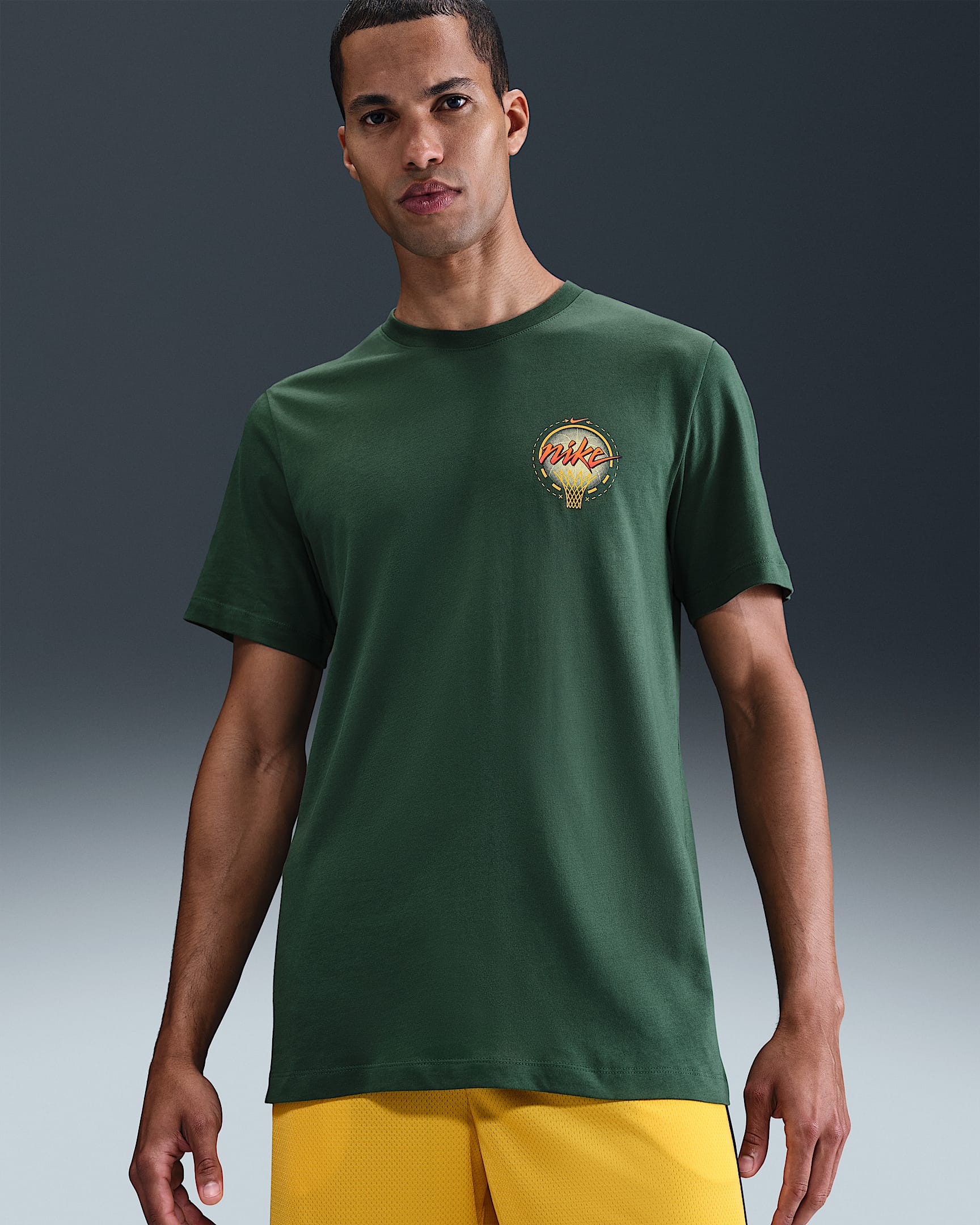 Nike Men's Basketball T-Shirt - Fir