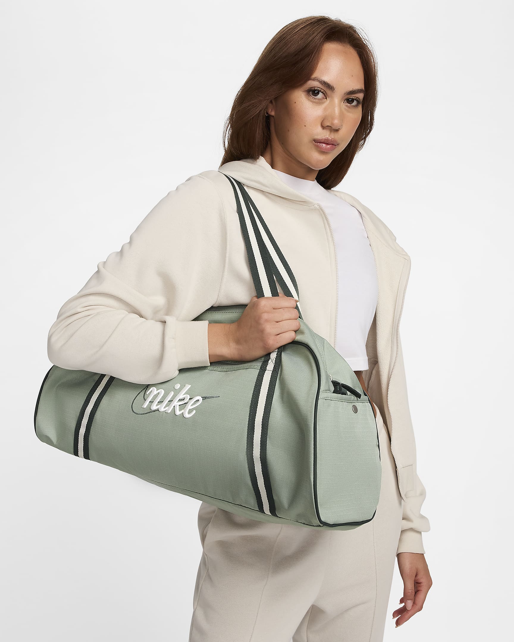 Nike Gym Club Training Bag (24L) - Jade Horizon/Vintage Green/Summit White