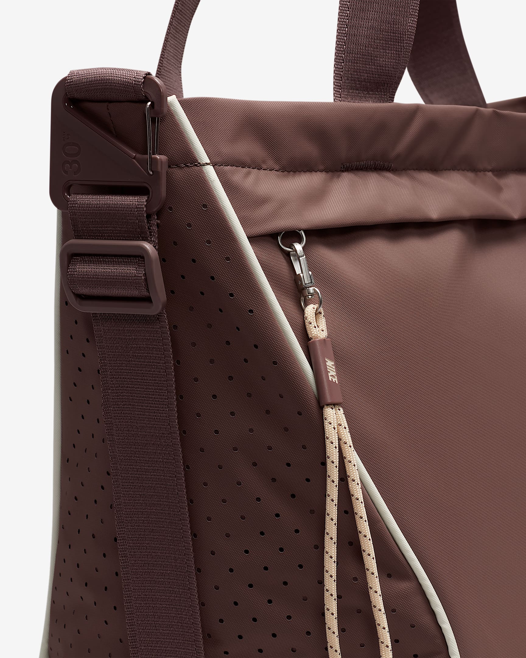 Nike Sportswear Essentials Tote Bag (26L). Nike SE