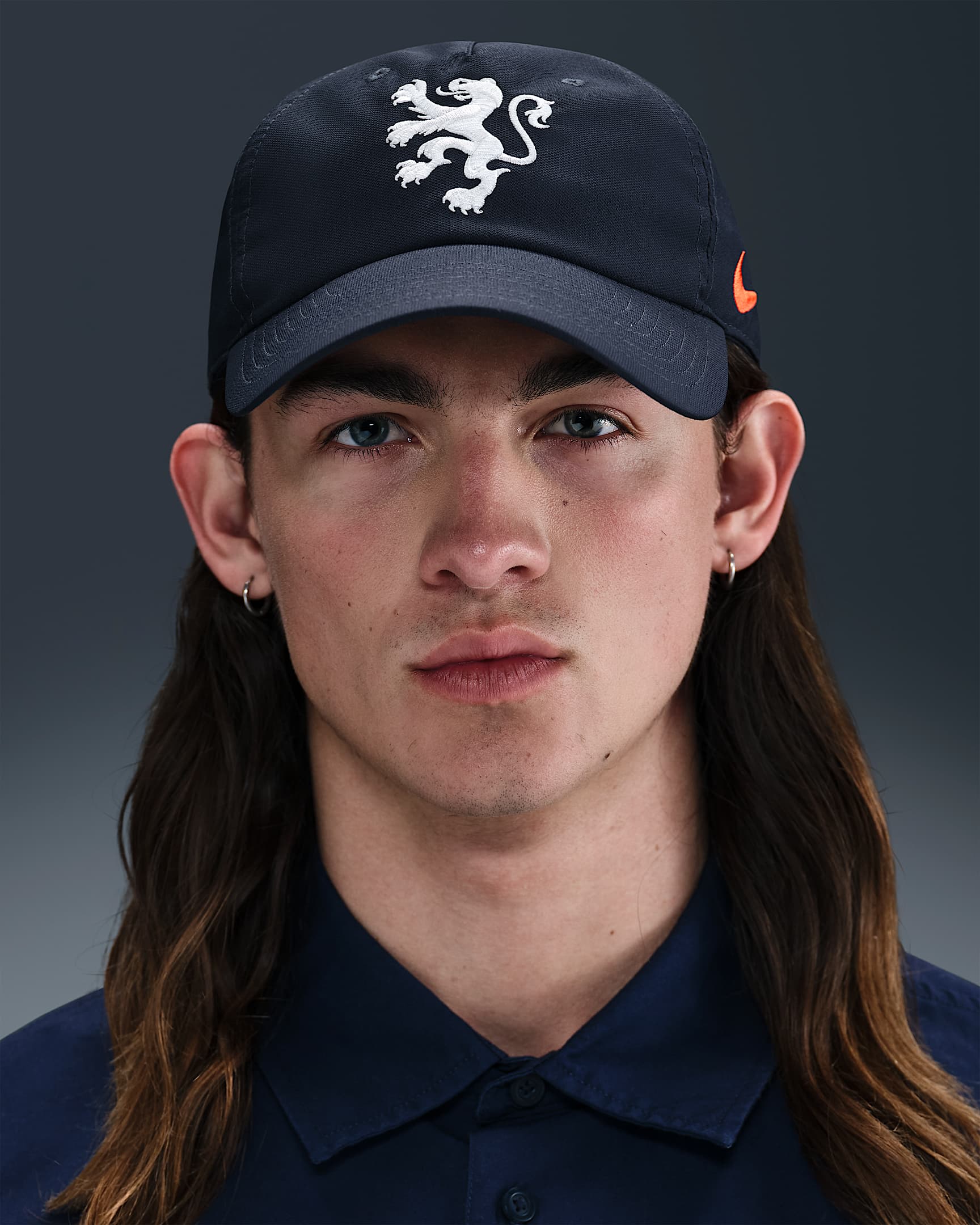 Niederlande 2025/2026 Nike Club Cap - Obsidian/Safety Orange