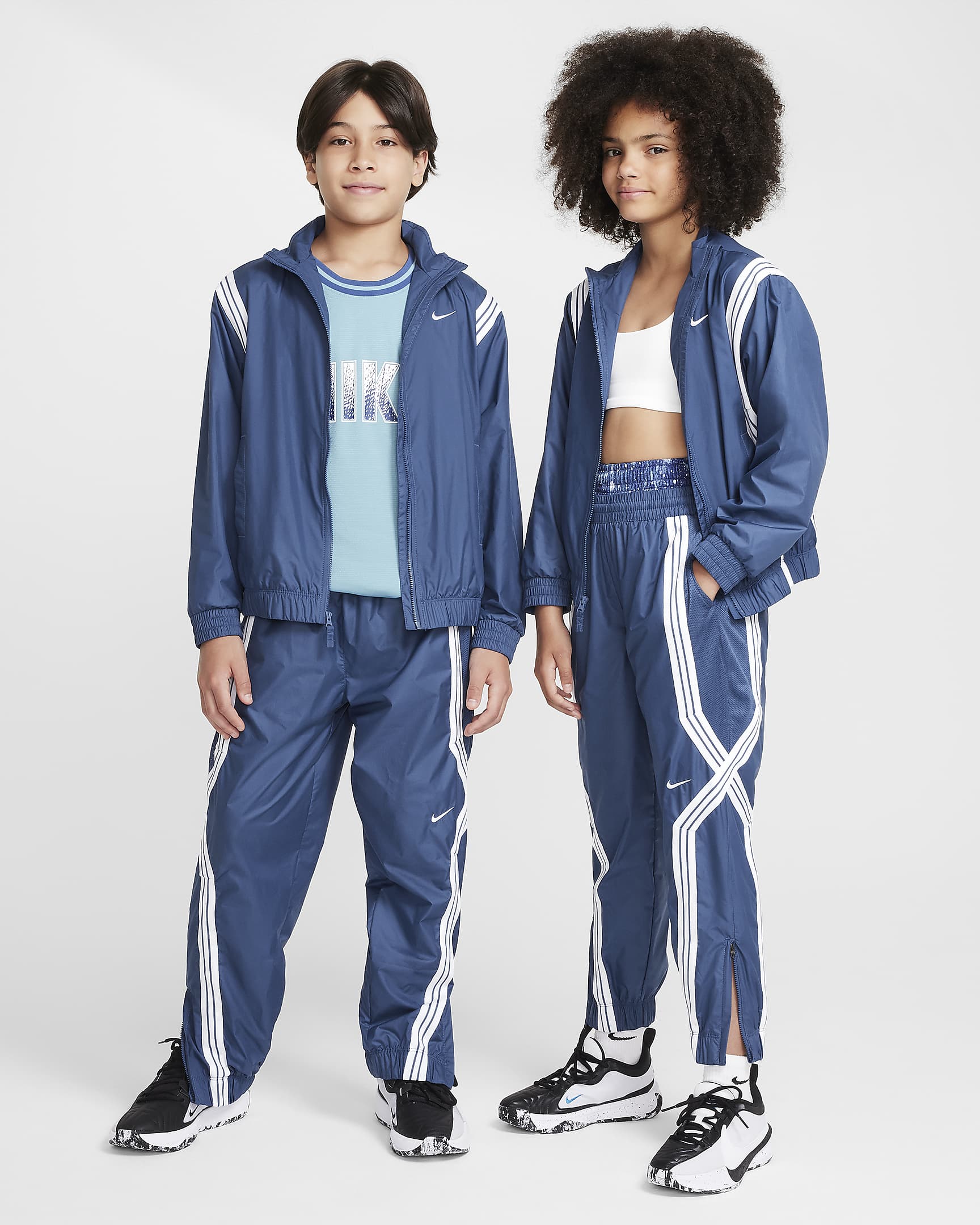 Nike Crossover Older Kids' Repel Basketball Trousers - Mystic Navy/White