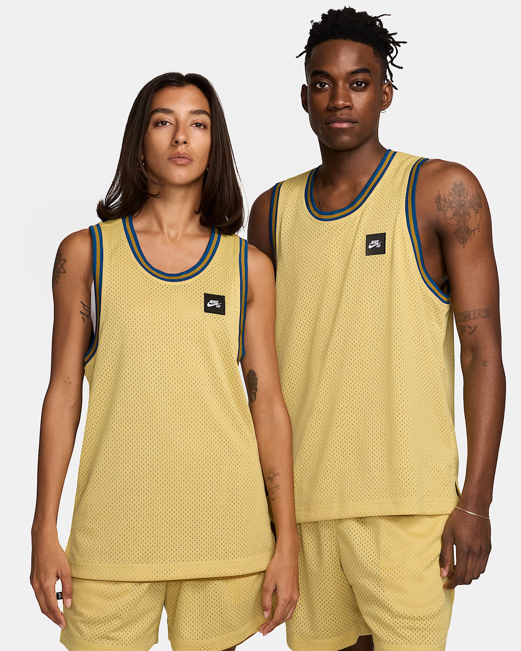 Jersey de básquetbol y skateboarding Nike SB.