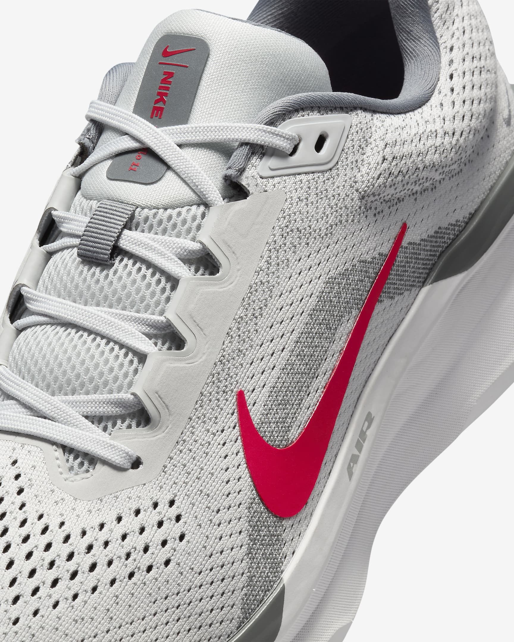 Nike Winflo 11 男款路跑鞋 - Photon Dust/Smoke Grey/Light Smoke Grey/Fire Red