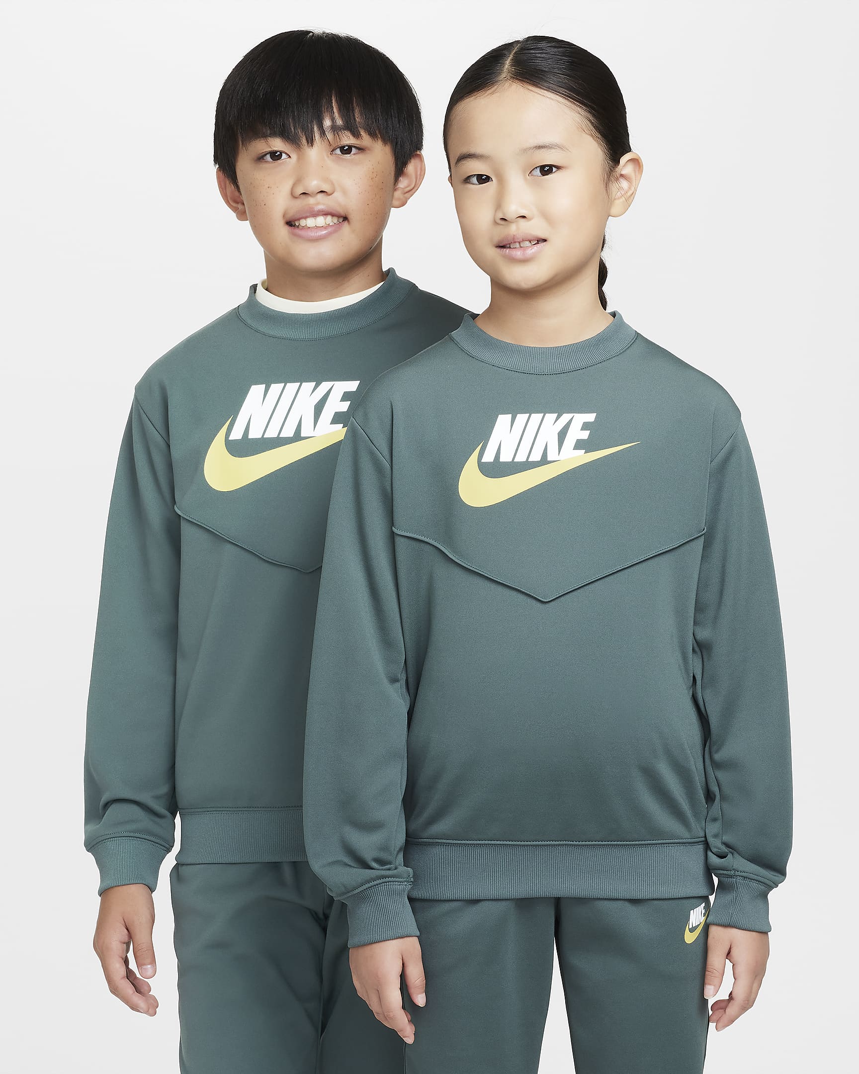 Nike Sportswear Older Kids' Tracksuit - Vintage Green/White