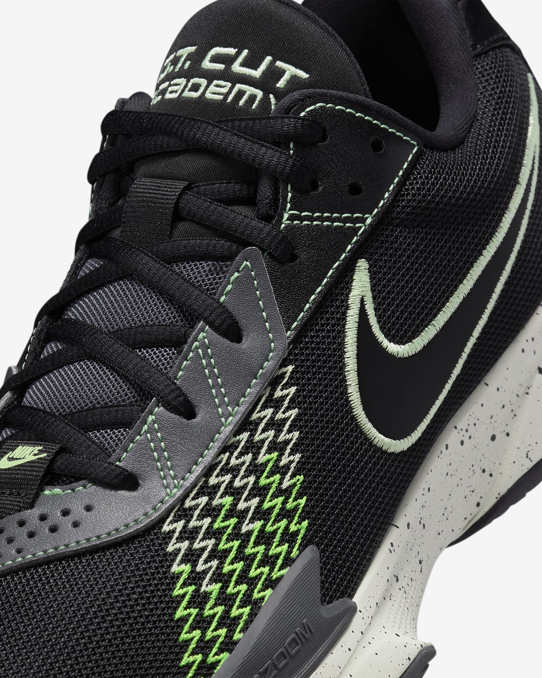 Παπούτσια μπάσκετ Nike G.T. Cut Academy - Μαύρο/Anthracite/Green Strike/Barely Volt