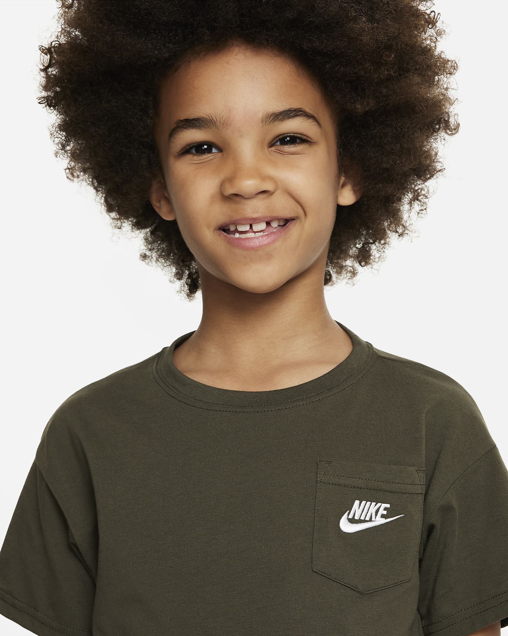 Nike Sportswear Relaxed Pocket Tee Little Kids' T-Shirt. Nike JP