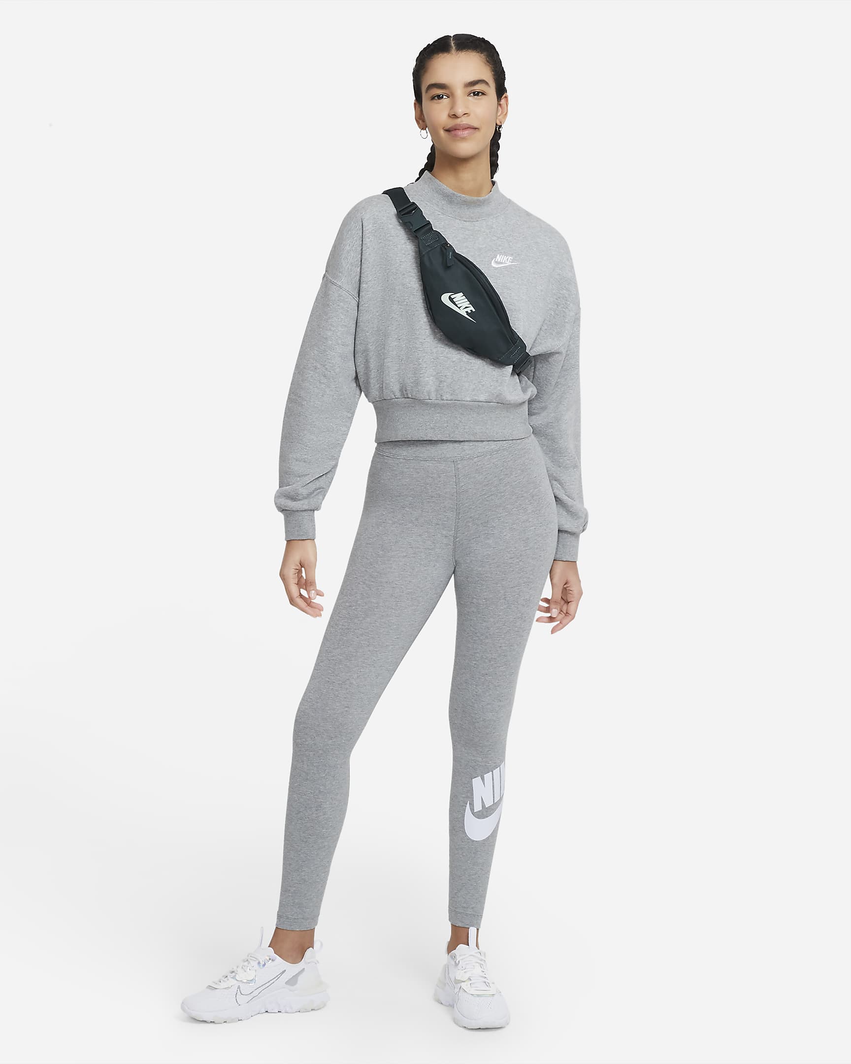 Nike Sportswear Essential Women's HighWaisted Logo Leggings. Nike SI