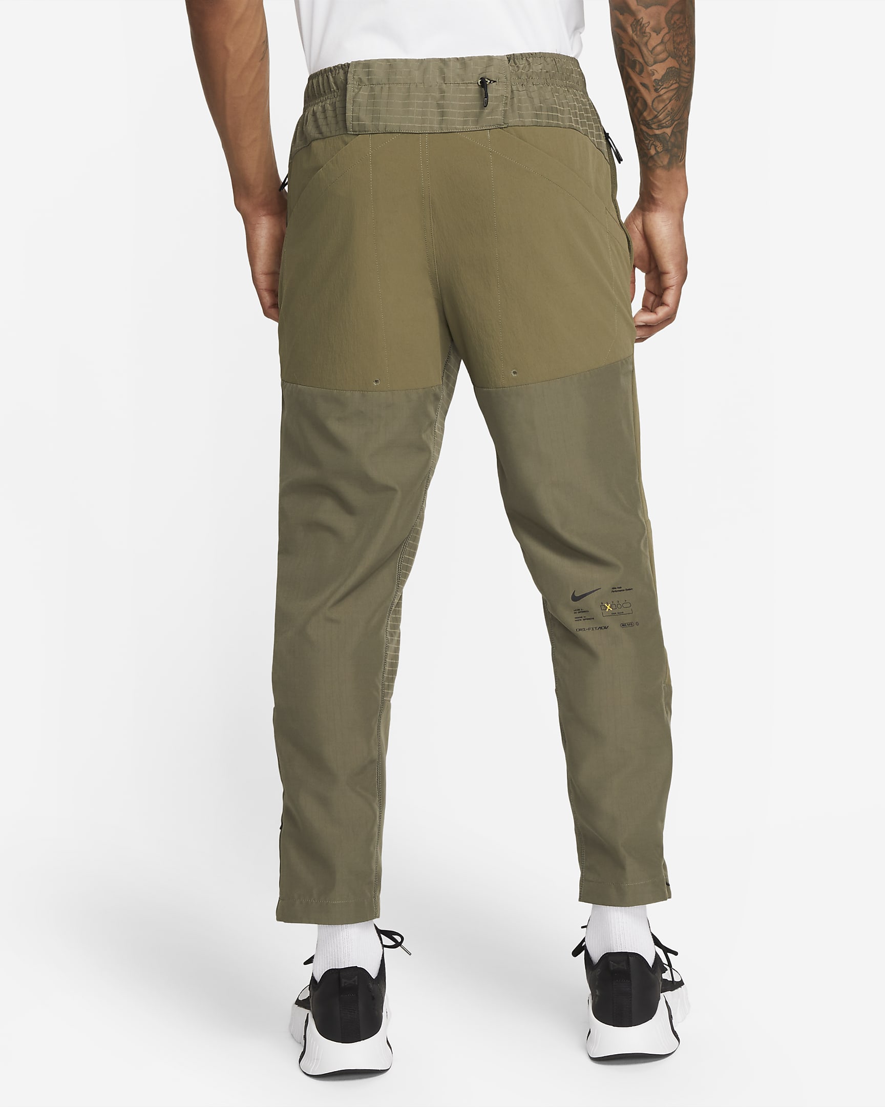 Nike APS Men's Dri-FIT ADV Woven Versatile Trousers. Nike LU