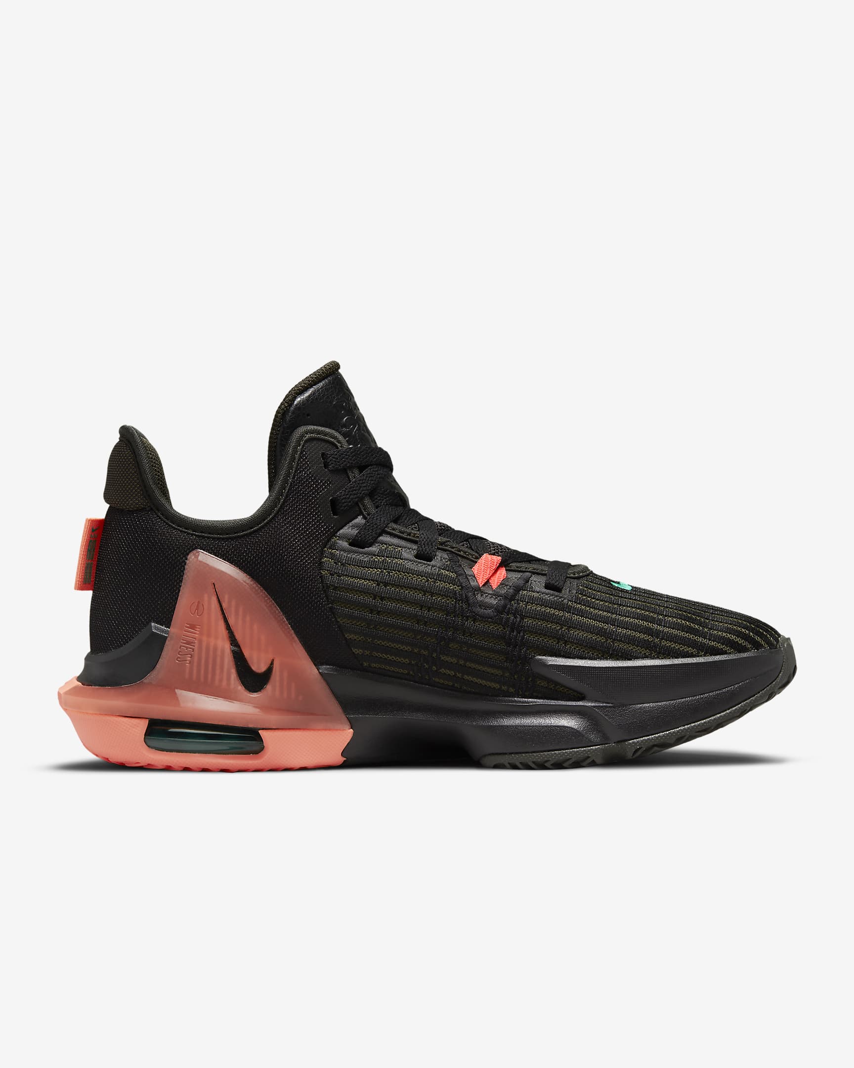 LeBron Witness 6 Basketball Shoes. Nike SE